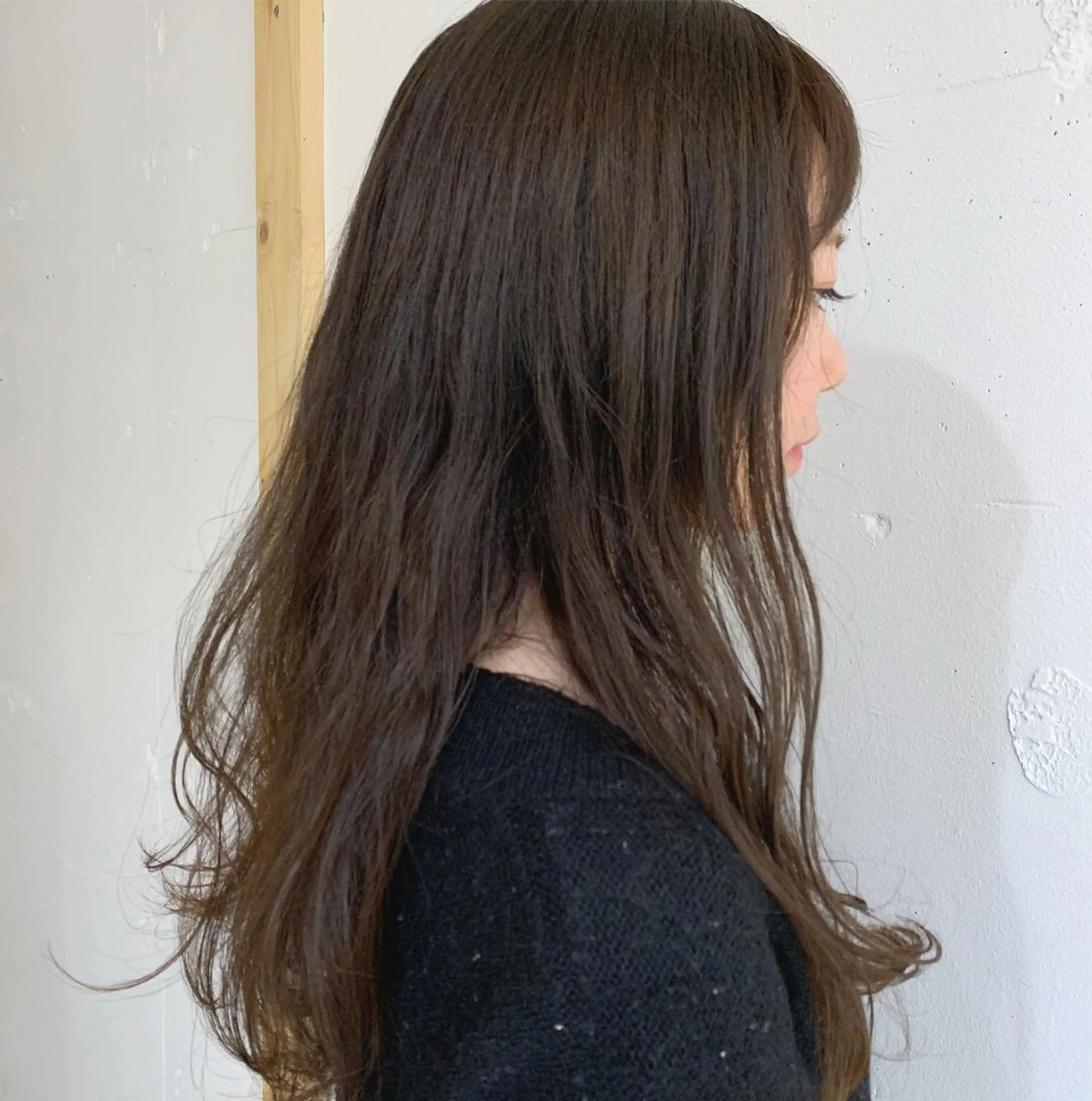 ロング カラー パーマ グレージュ カーキグレージュ newi 京橋 【yuuki】のヘアスタイル