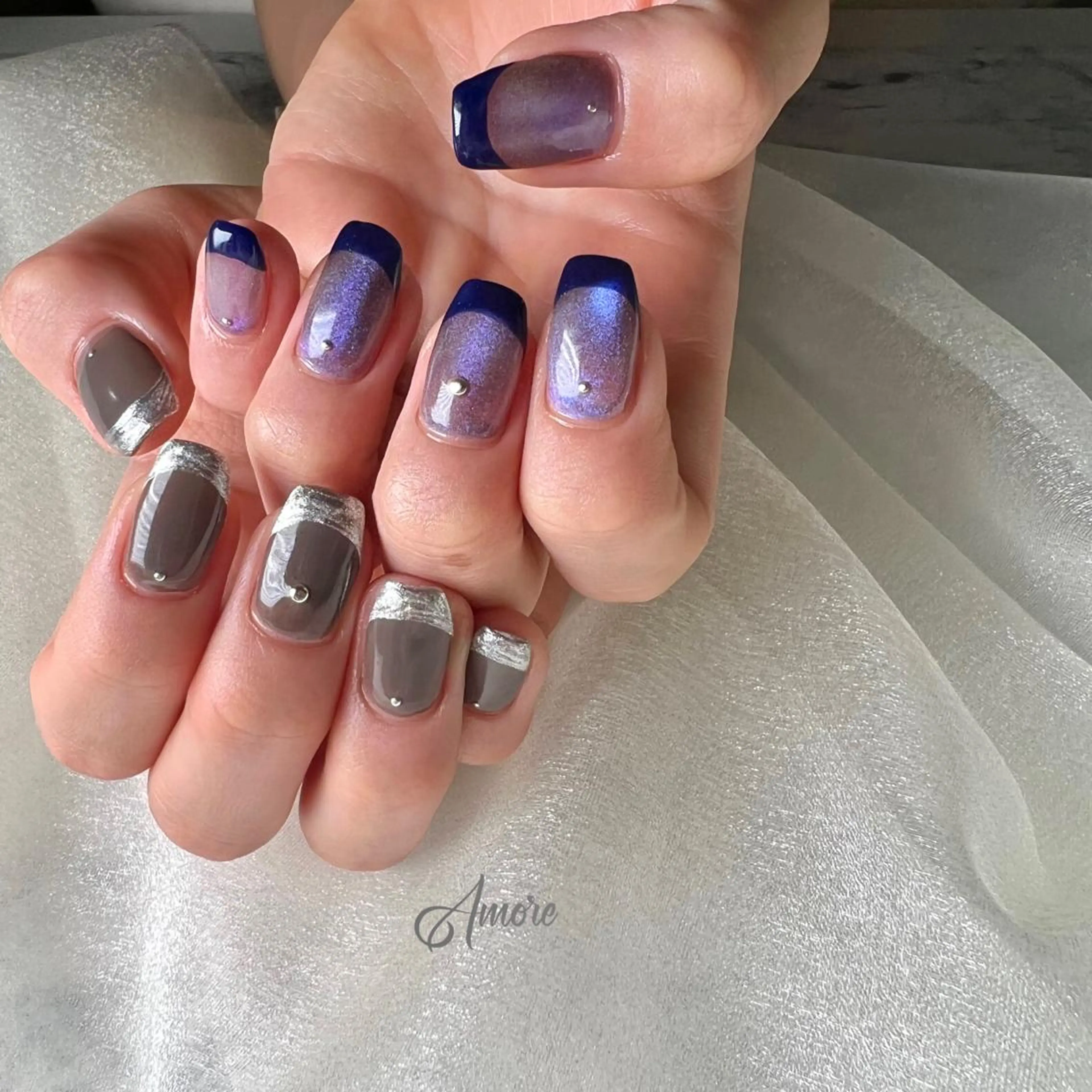 ネイル ジェルネイル 氷ネイル・うるうるネイル マグネットネイル ミラーネイル ニュアンスネイル You kyehwaのネイルデザイン