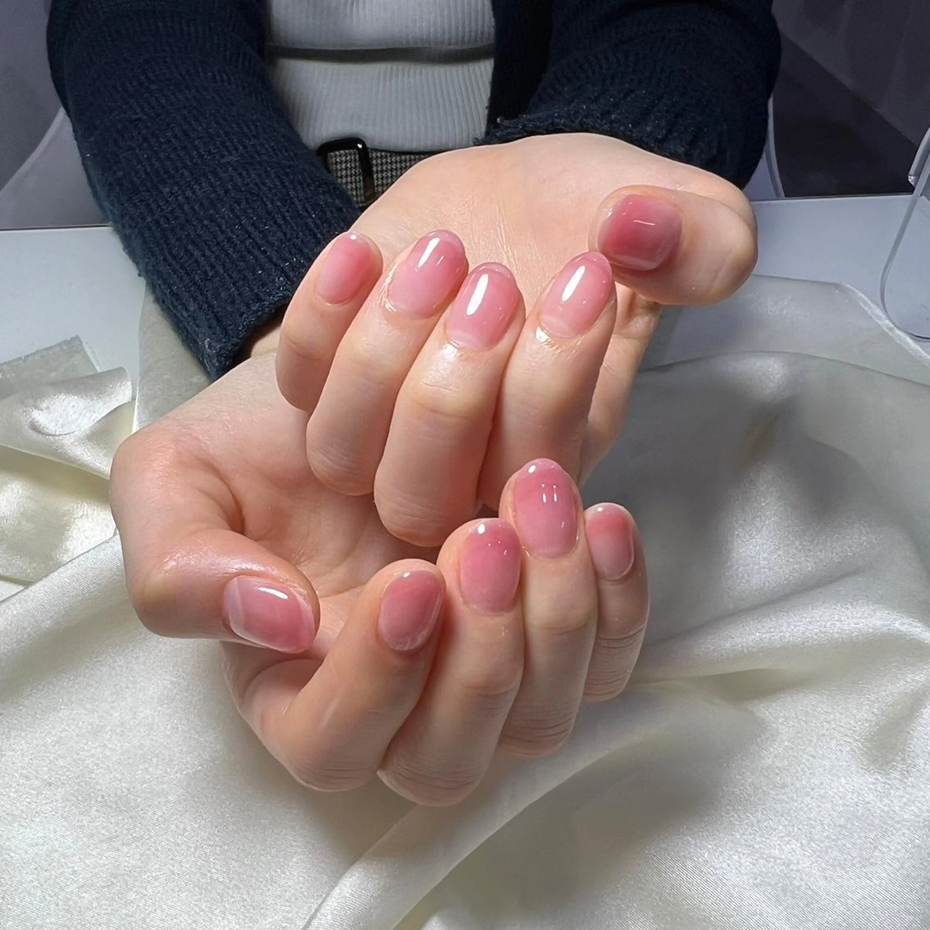 ネイル マツエク・マツパ アイブロウ 眉カラー 韓国風マツエク パリジェンヌラッシュリフト まつげパーマ ワンホンマツエク ハンドネイル Nail&eye Belire 新宿のネイルデザイン