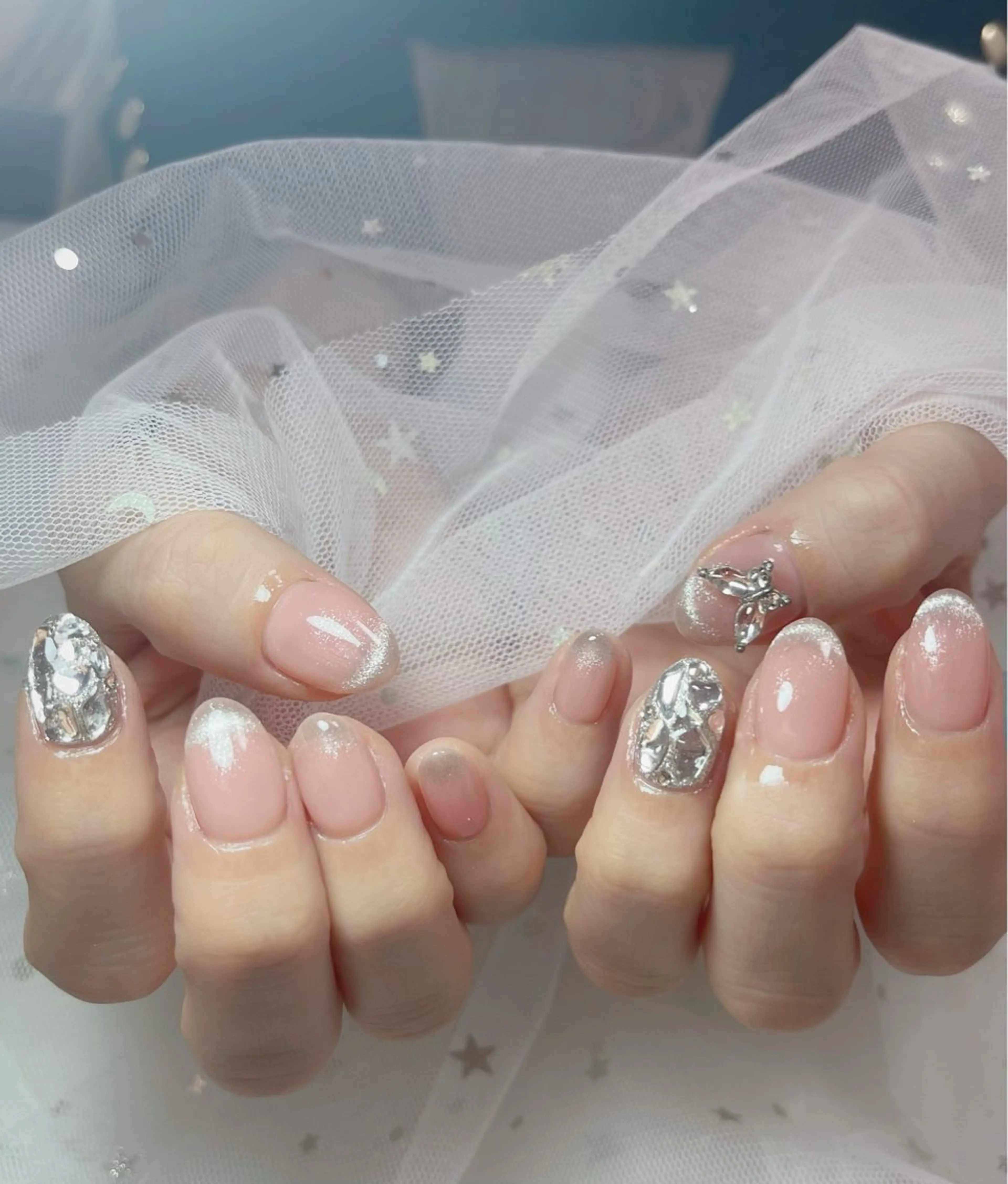 ネイル オーロラネイル 長さ出し フットネイル 韓国ネイル ラメ(グリッター) 👍thumbs up nail👍のネイルデザイン