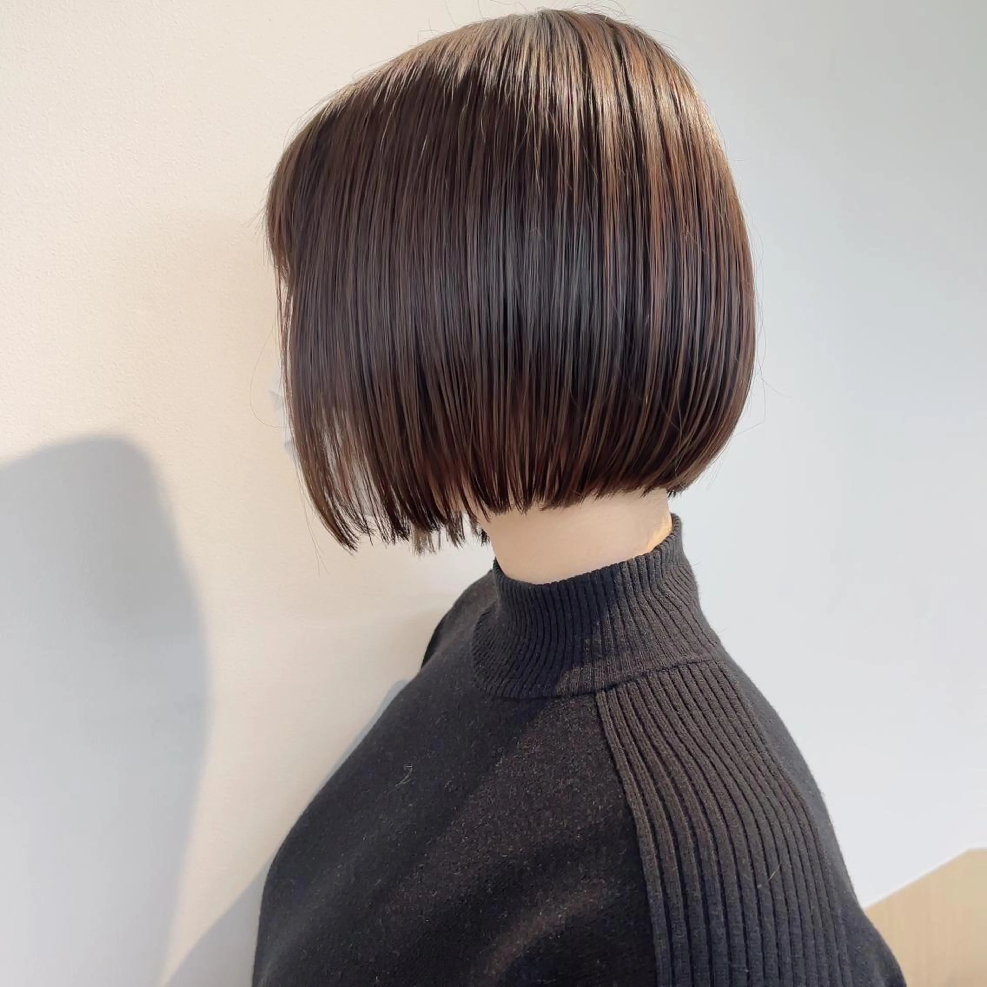 ショート ボブ 巣山 竜一のヘアスタイル