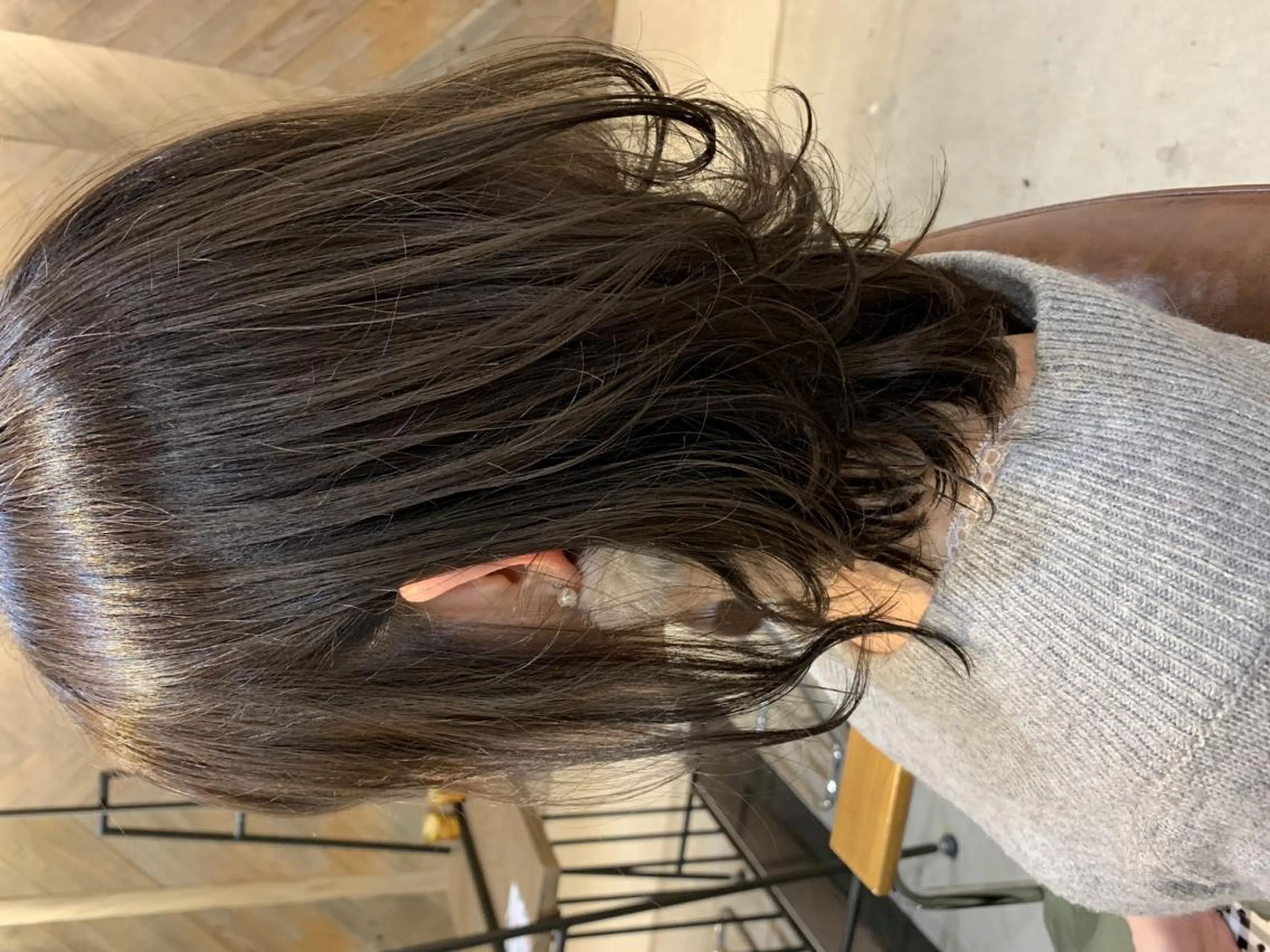 ミディアム カラー パーマ ヘアアレンジ メンズ キッズ ネイル マツエク・マツパ 中津No.1髪質改善 店長✨透ける暗髪のヘアスタイル