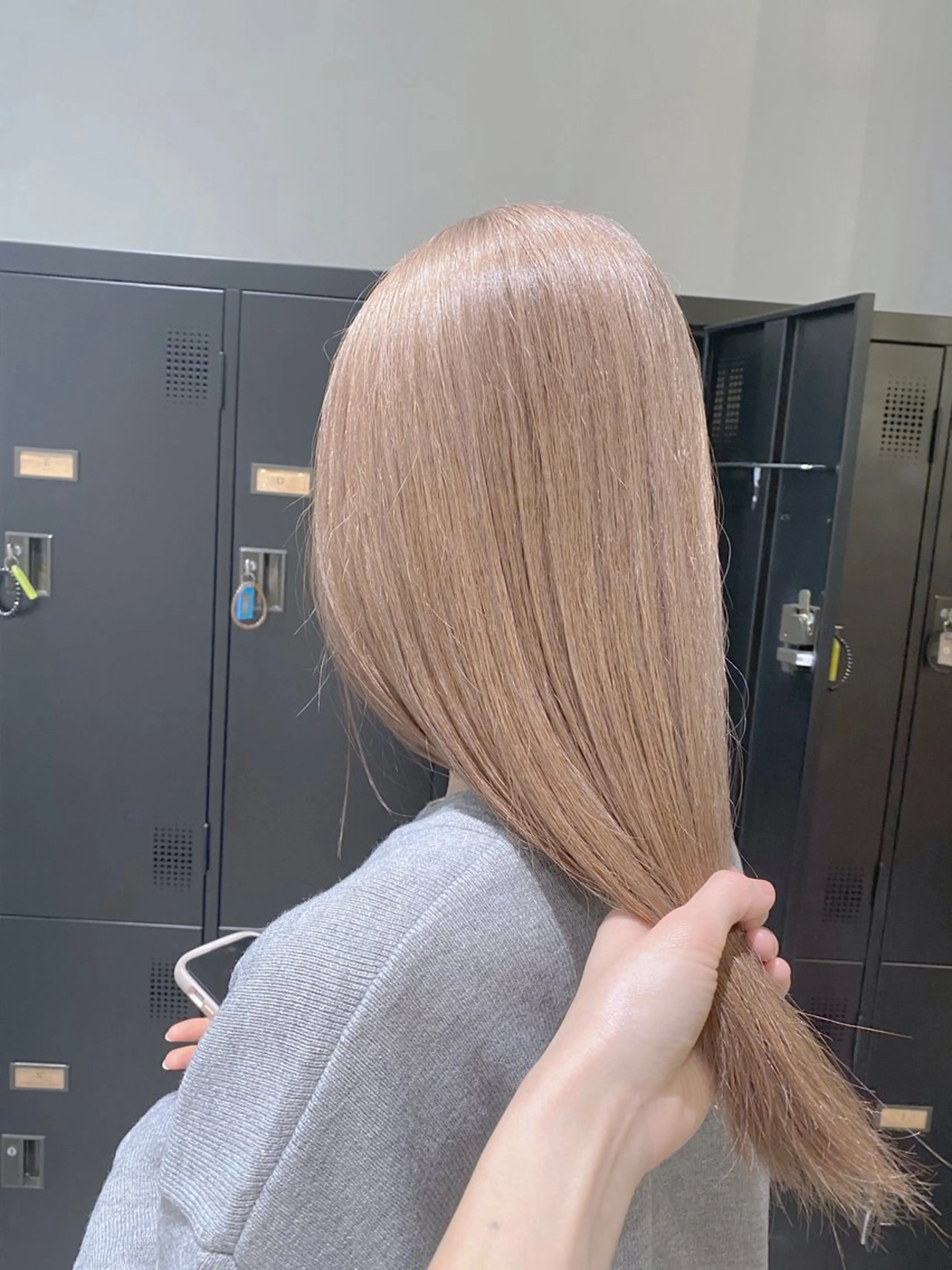 ロング カラー グレージュ ミルクティーグレージュ ヘアカラー ブリーチ/髪質改善 🍀MASAKiのヘアスタイル