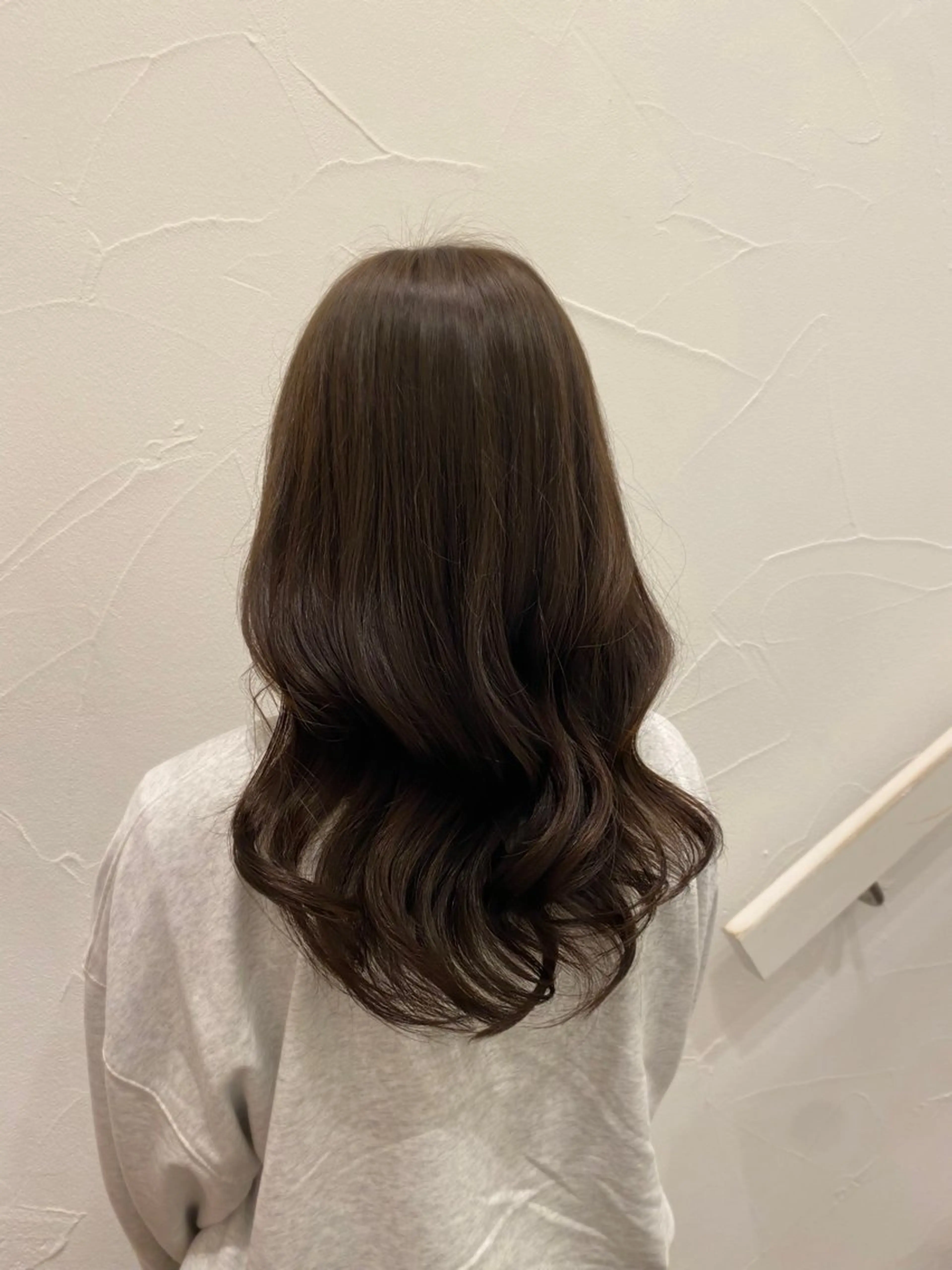 セミロング カラー Ash中目黒店 榊間茜のヘアスタイル