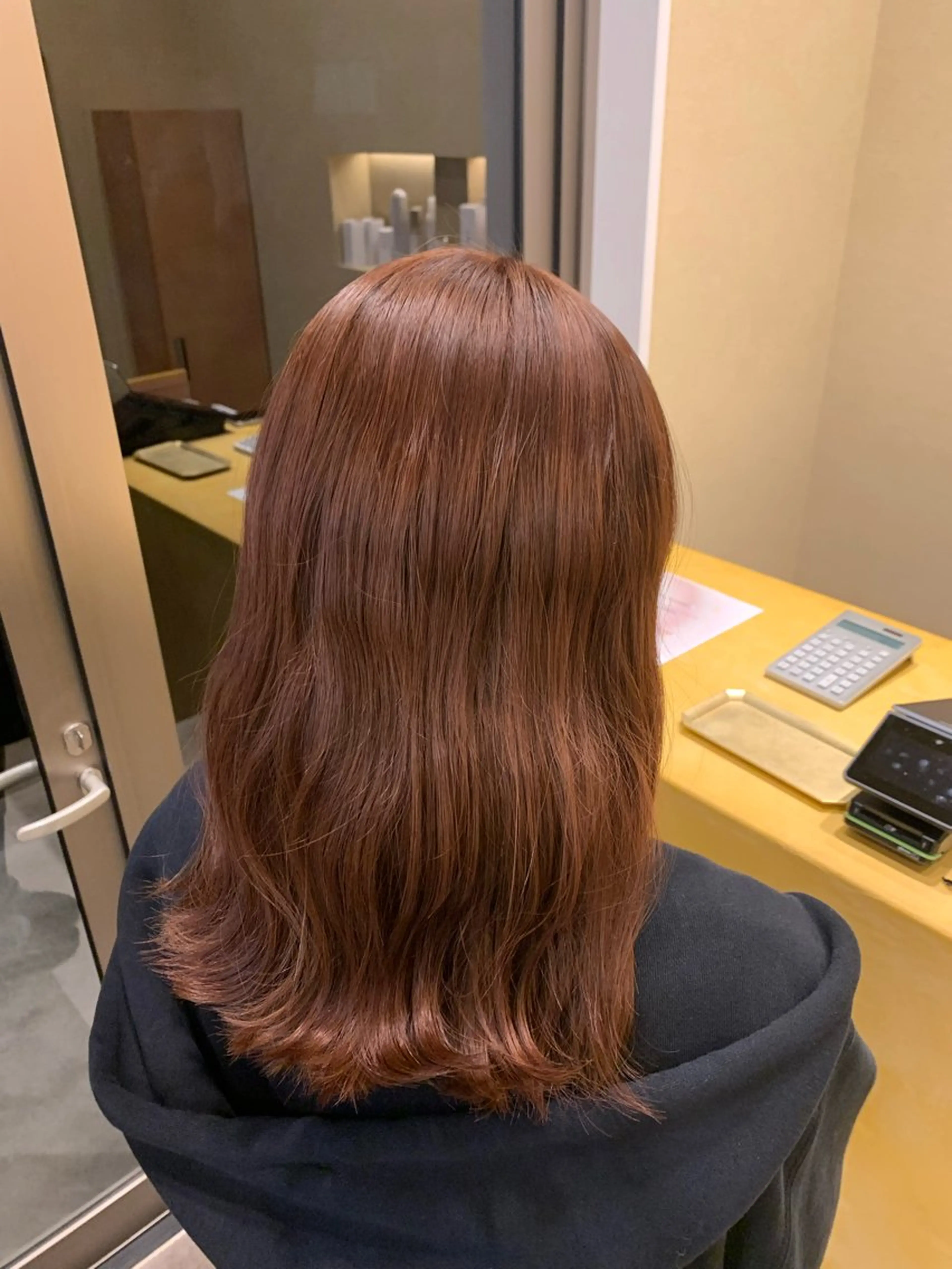 セミロング オレンジブラウン ヘアカラー 北村 隼規のヘアスタイル