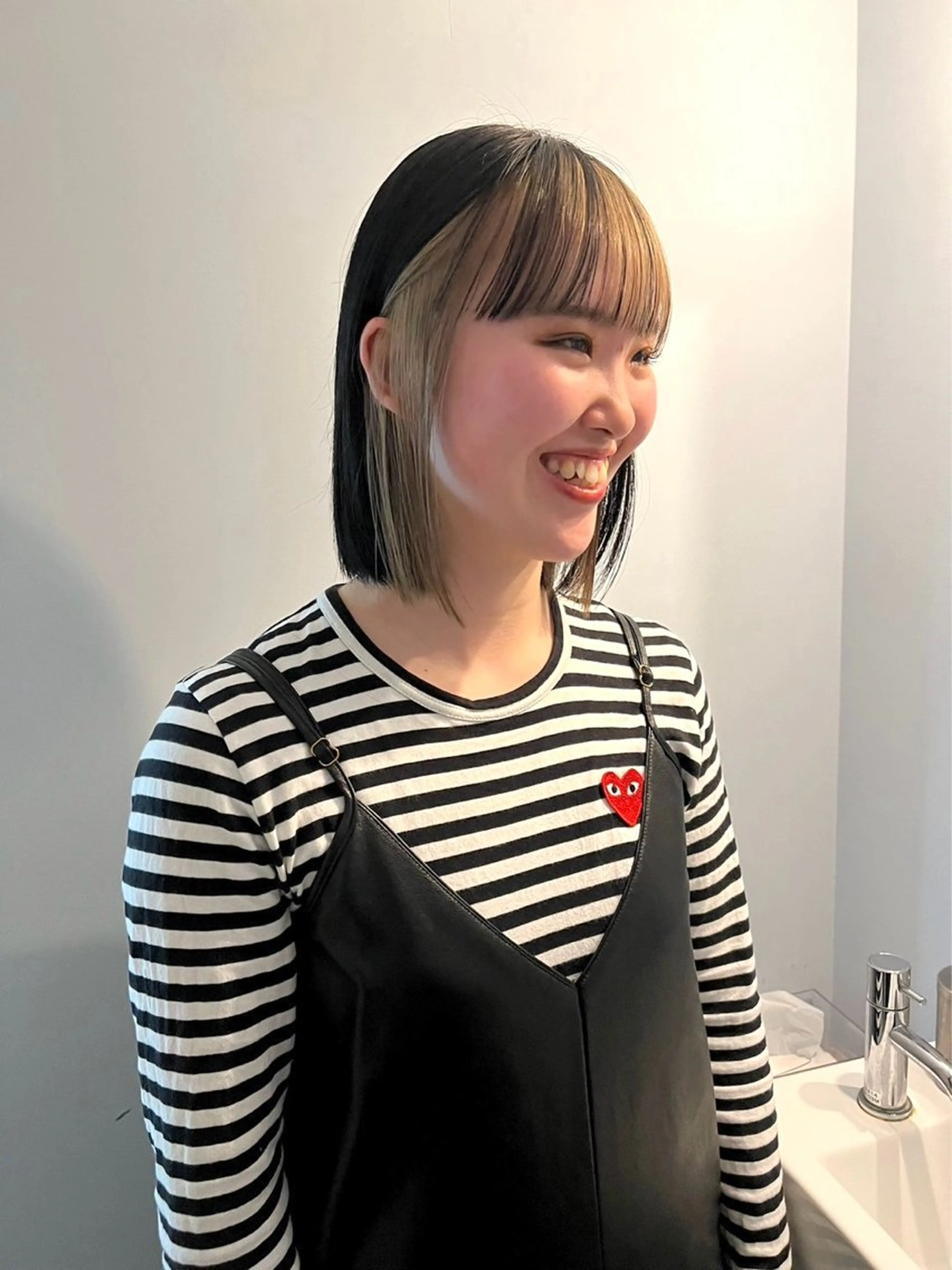 ミディアム カラー ヘアカラー トリートメント カットモデル/ ハイトーン/ゆうあのヘアスタイル