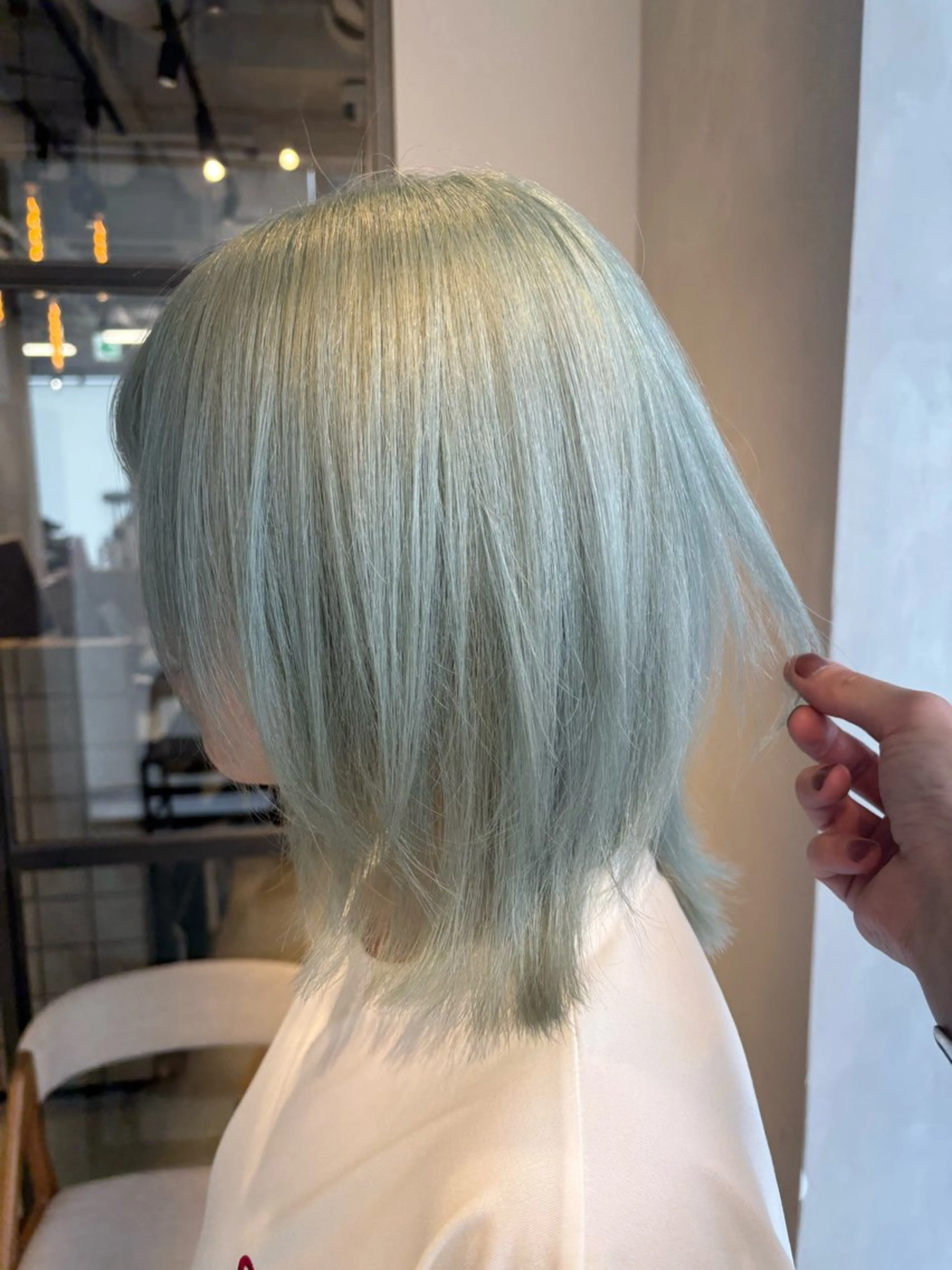ミディアム ヘアカラー トリートメント 渋谷ハイトーン/ デザインカラー阿部のヘアスタイル