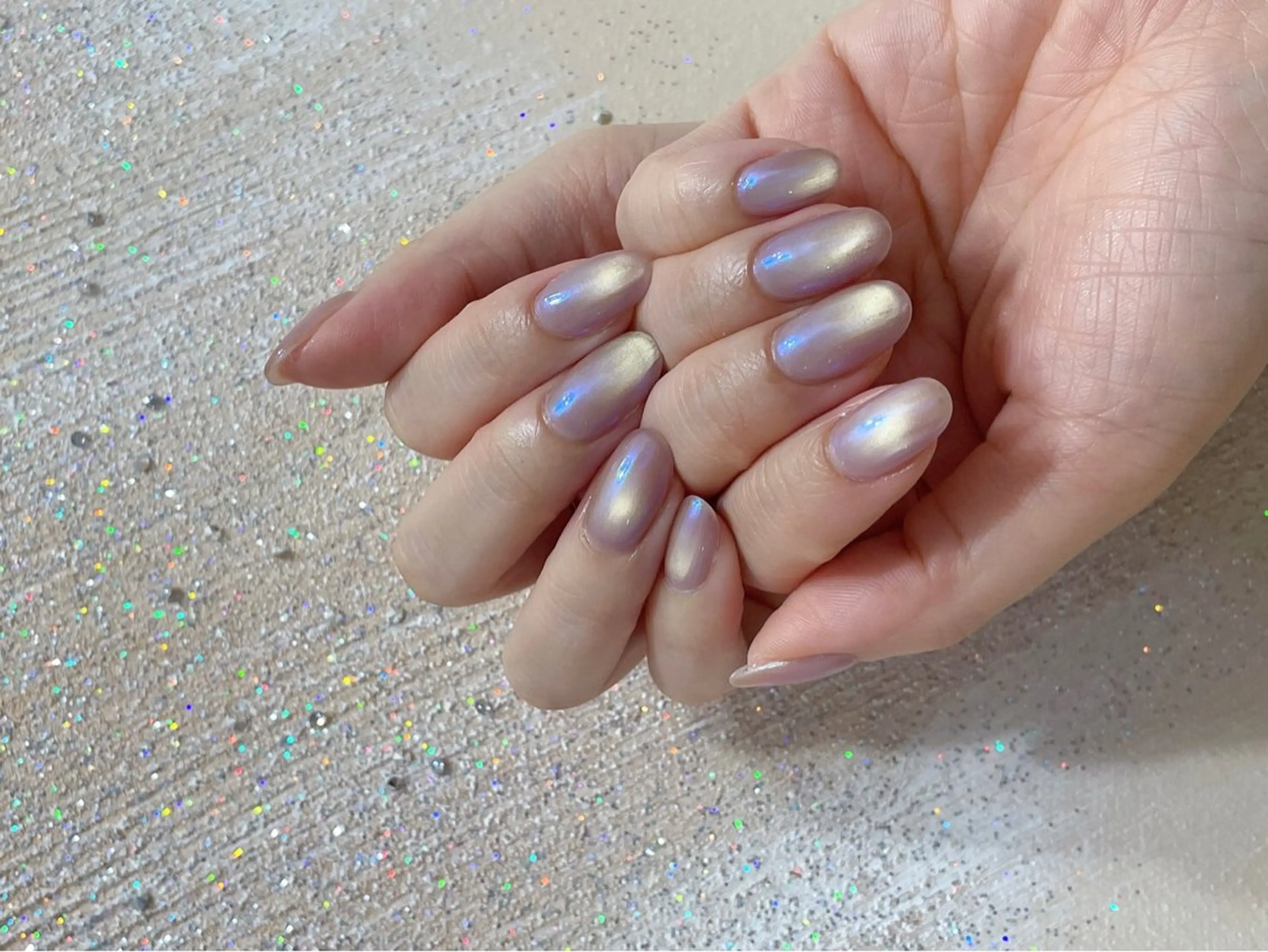 ネイル オーロラネイル フットネイル フレンチネイル ジェルネイル マグネットネイル ハンドネイル kiki nail &brow二子玉川の眉毛・アイブロウイメージ