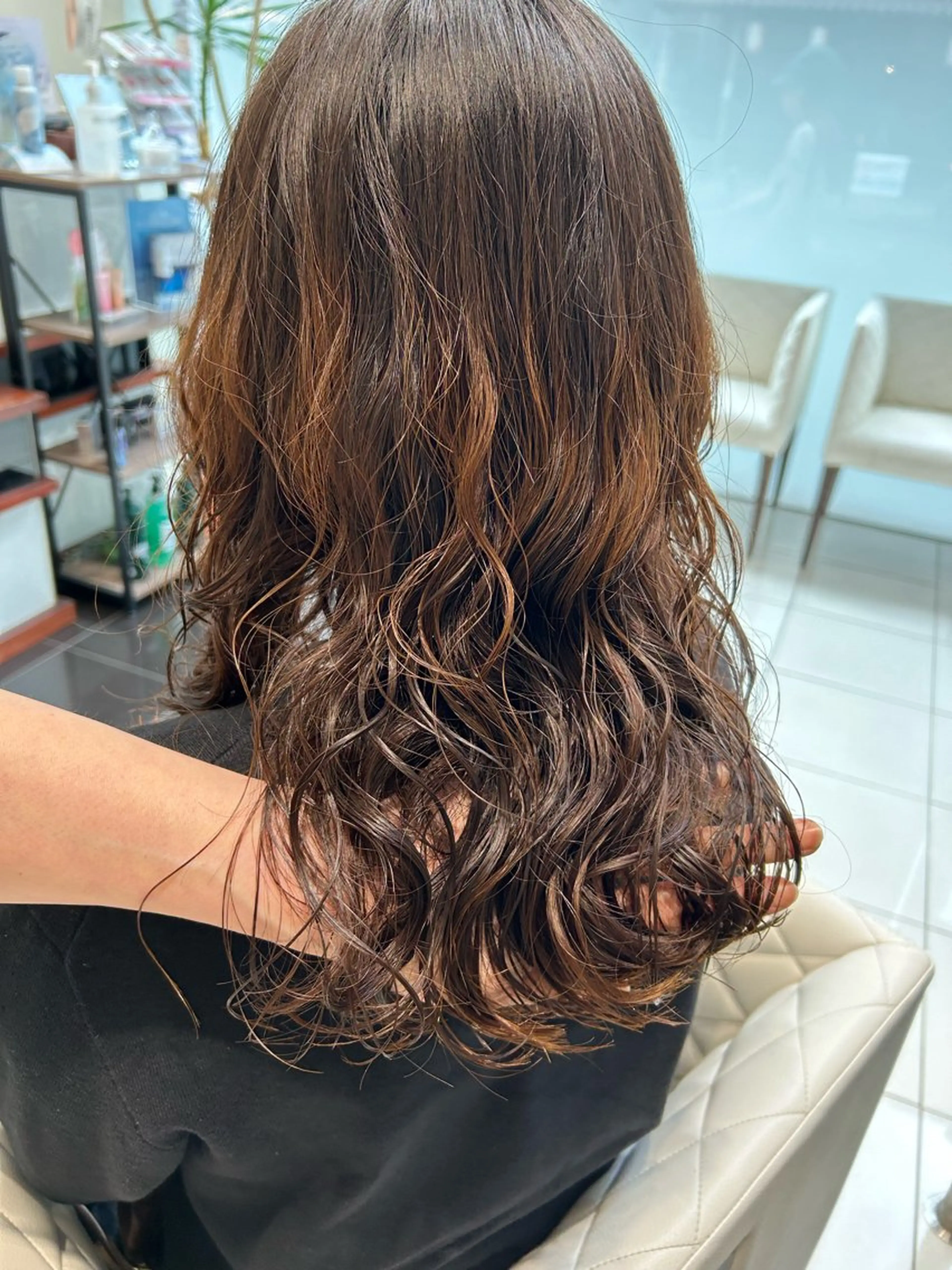 ミディアム パーマ パーマ オオタ ユイナ🌈のヘアスタイル