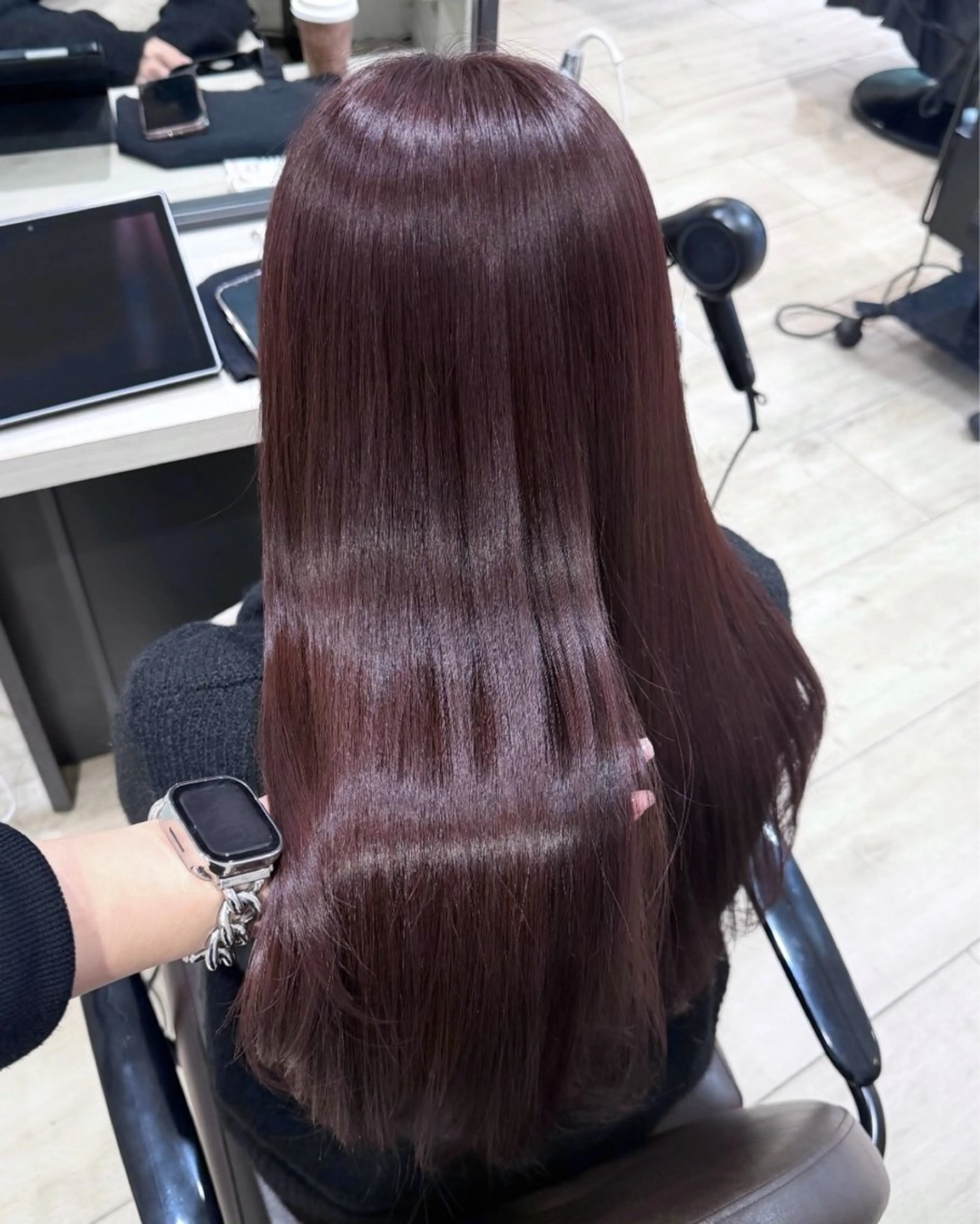 ロング ピンクラベンダー ヘアカラー トリートメント カナ🌀銀座/ カラーリスト/透明感のヘアスタイル