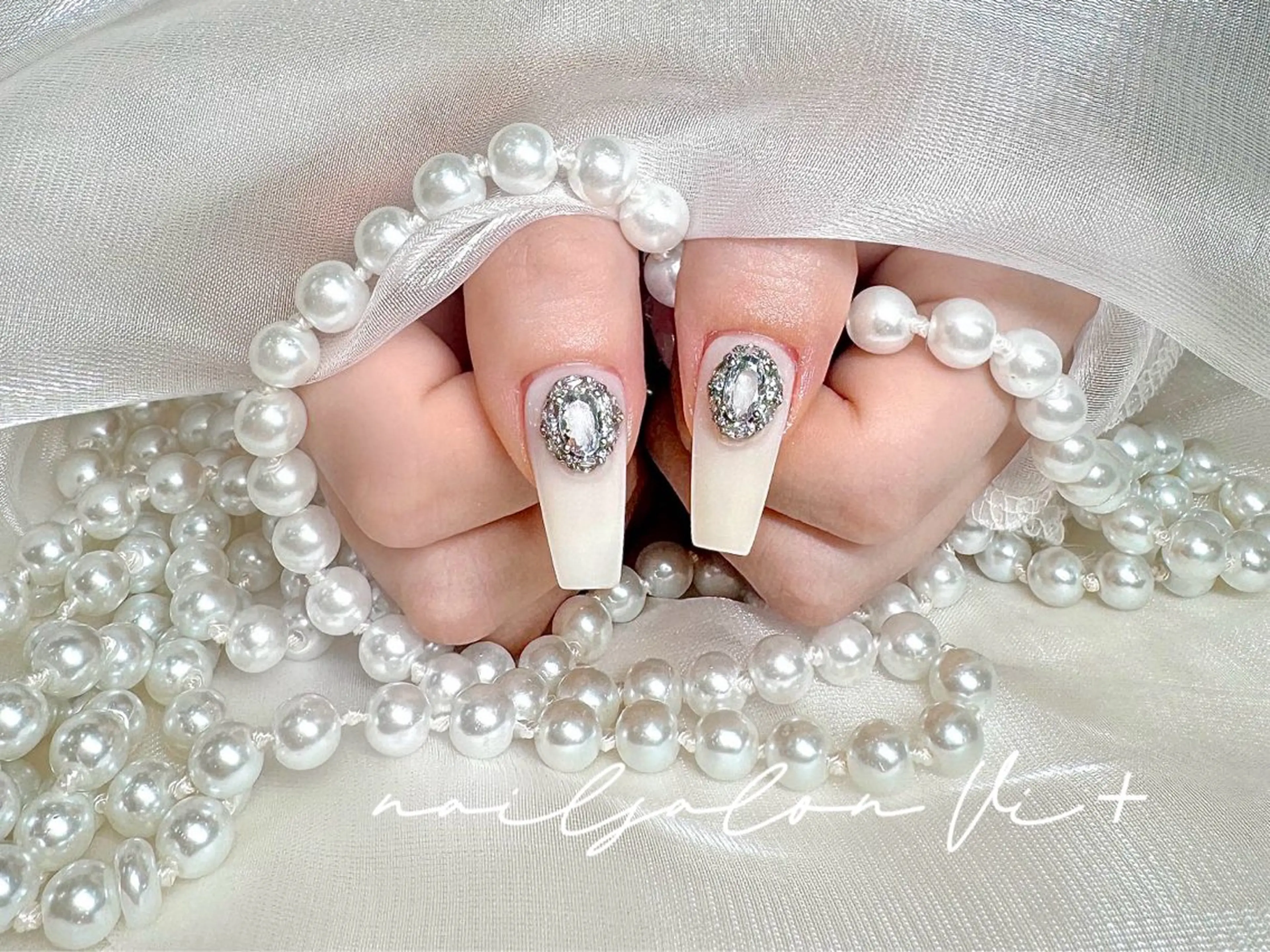 ネイル ✨Nailsalon Vi+✨のネイルデザイン