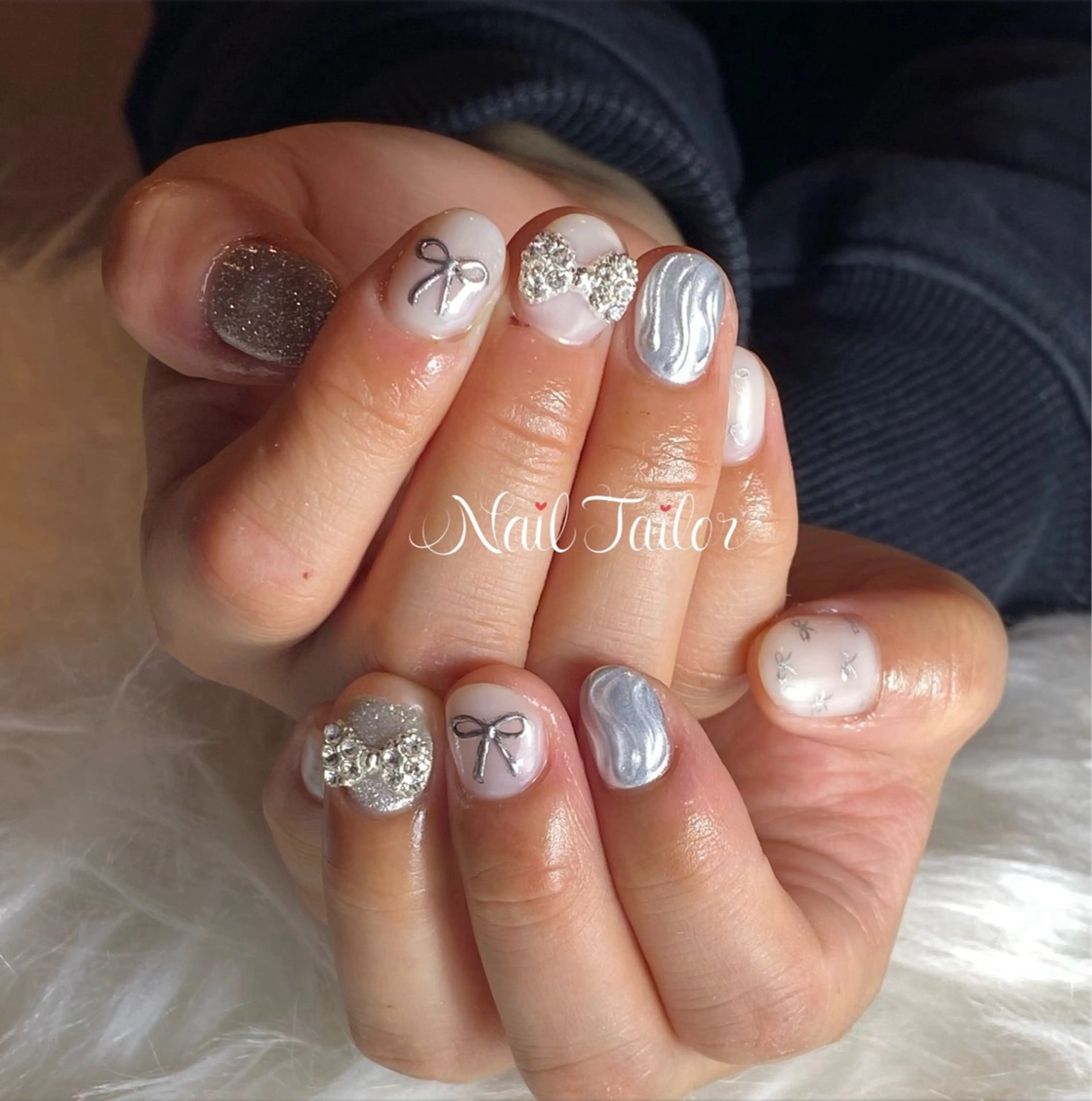 ネイル 成人式 グラデーション キラキラネイル ラメ(グリッター) ラメグラデーション ハンドネイル NailTailor ネイルテイラーのネイルデザイン