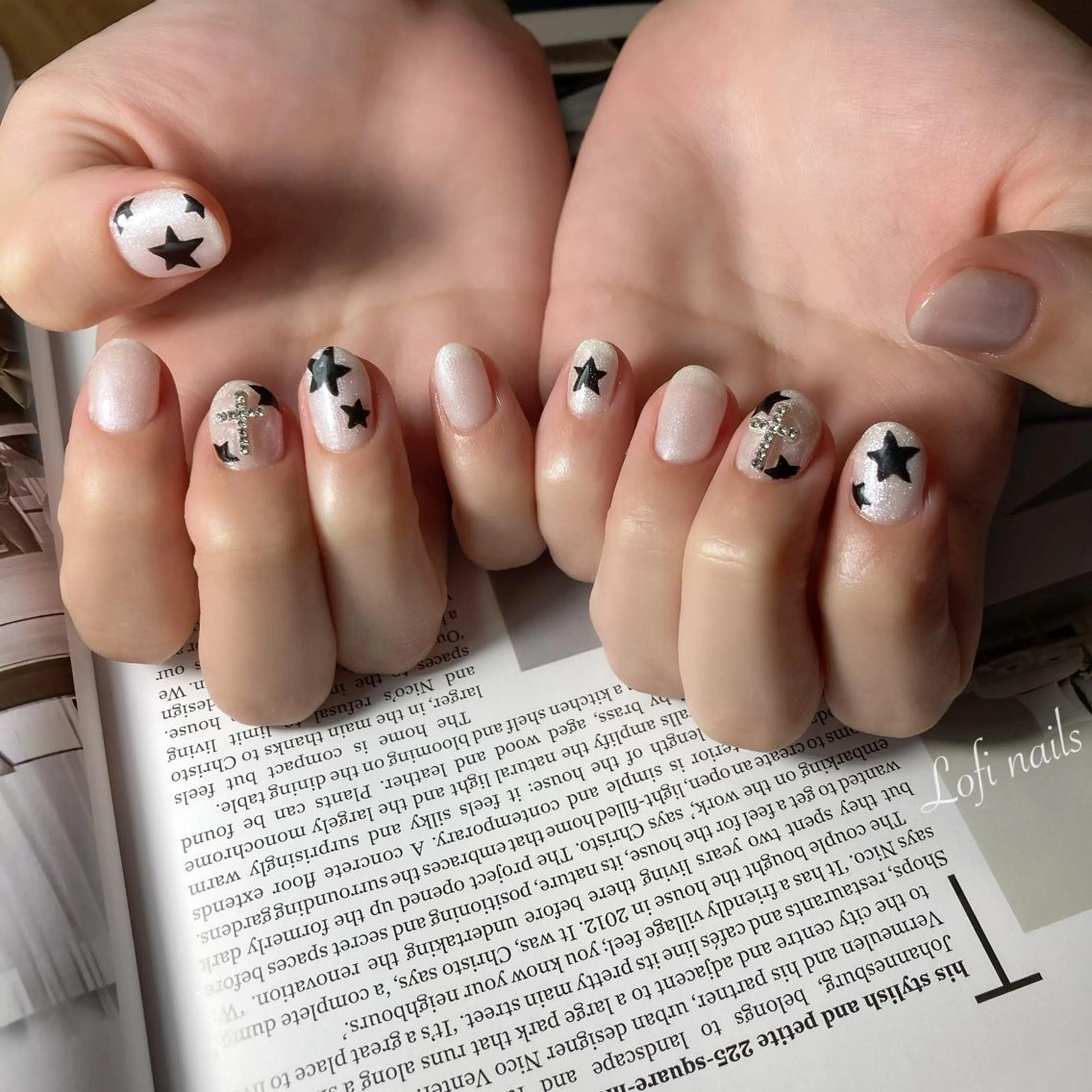 ネイル ホワイト Lofi nails ゆきこのネイルデザイン