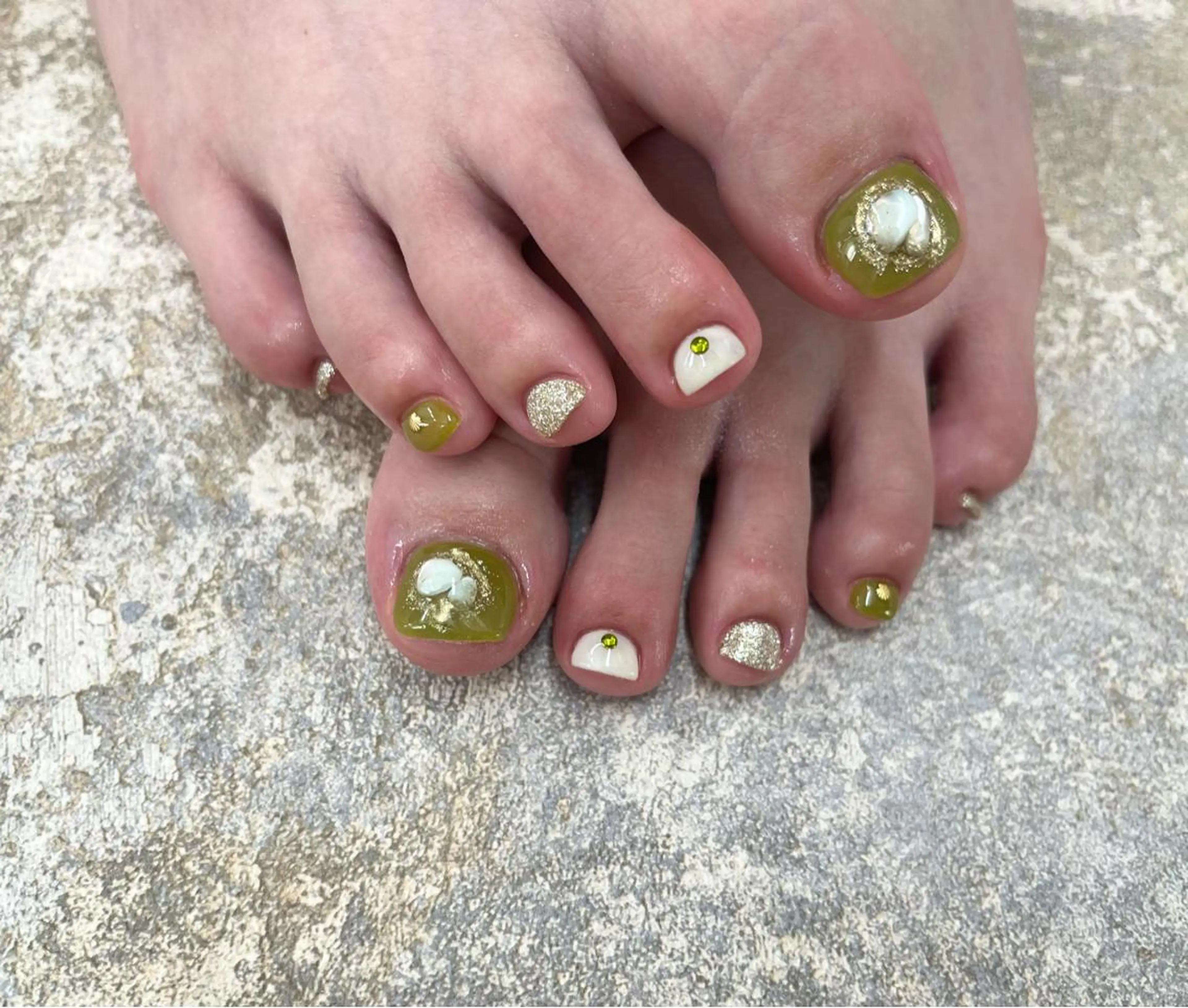 ネイル Basic町田本店 Suzunaのネイルデザイン