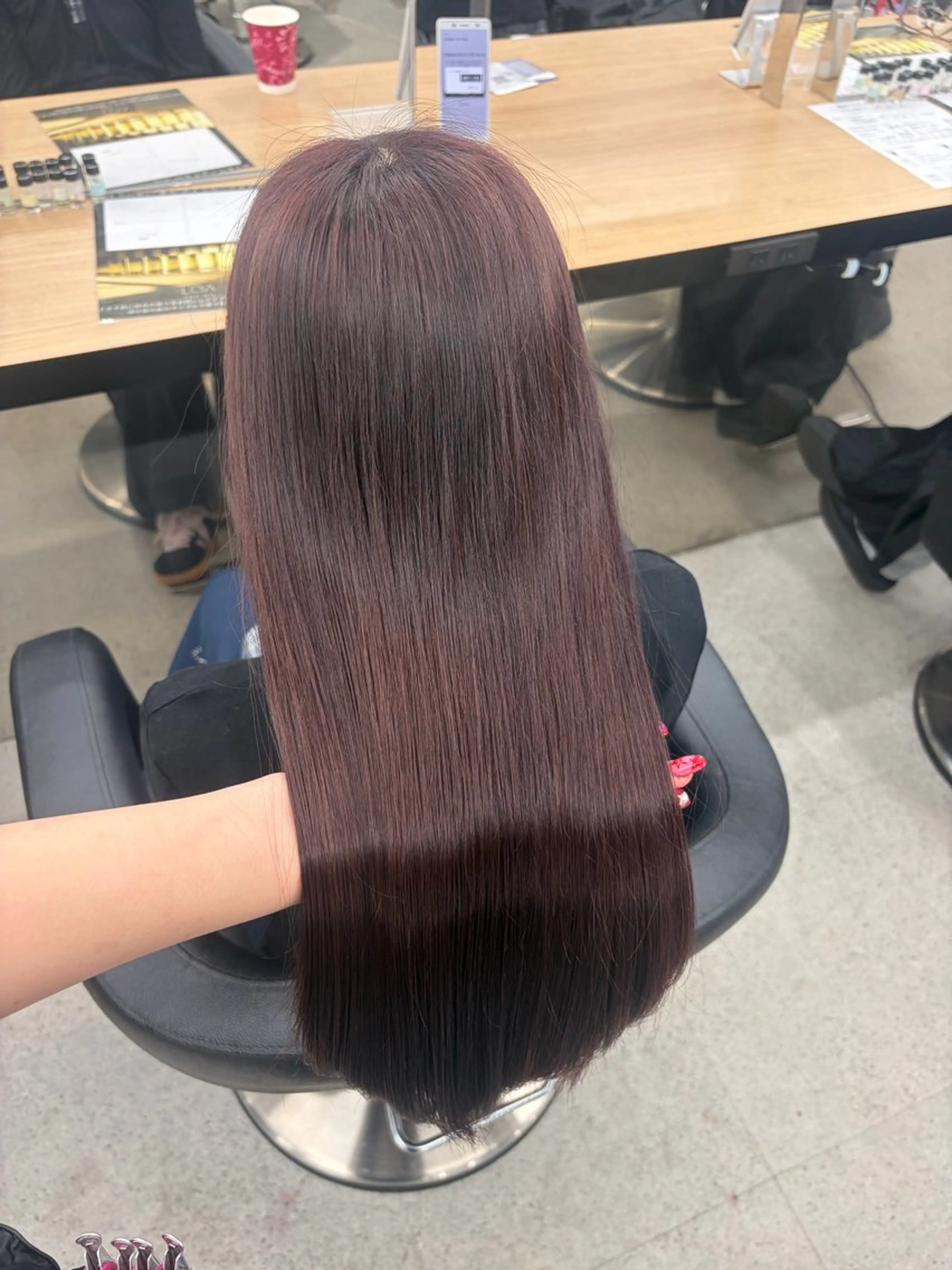 ロング カラー ブリーチ 髪質改善 トリートメント ヘアカラー 💗愛され暖色💗 ピンク/レッド💗のヘアスタイル