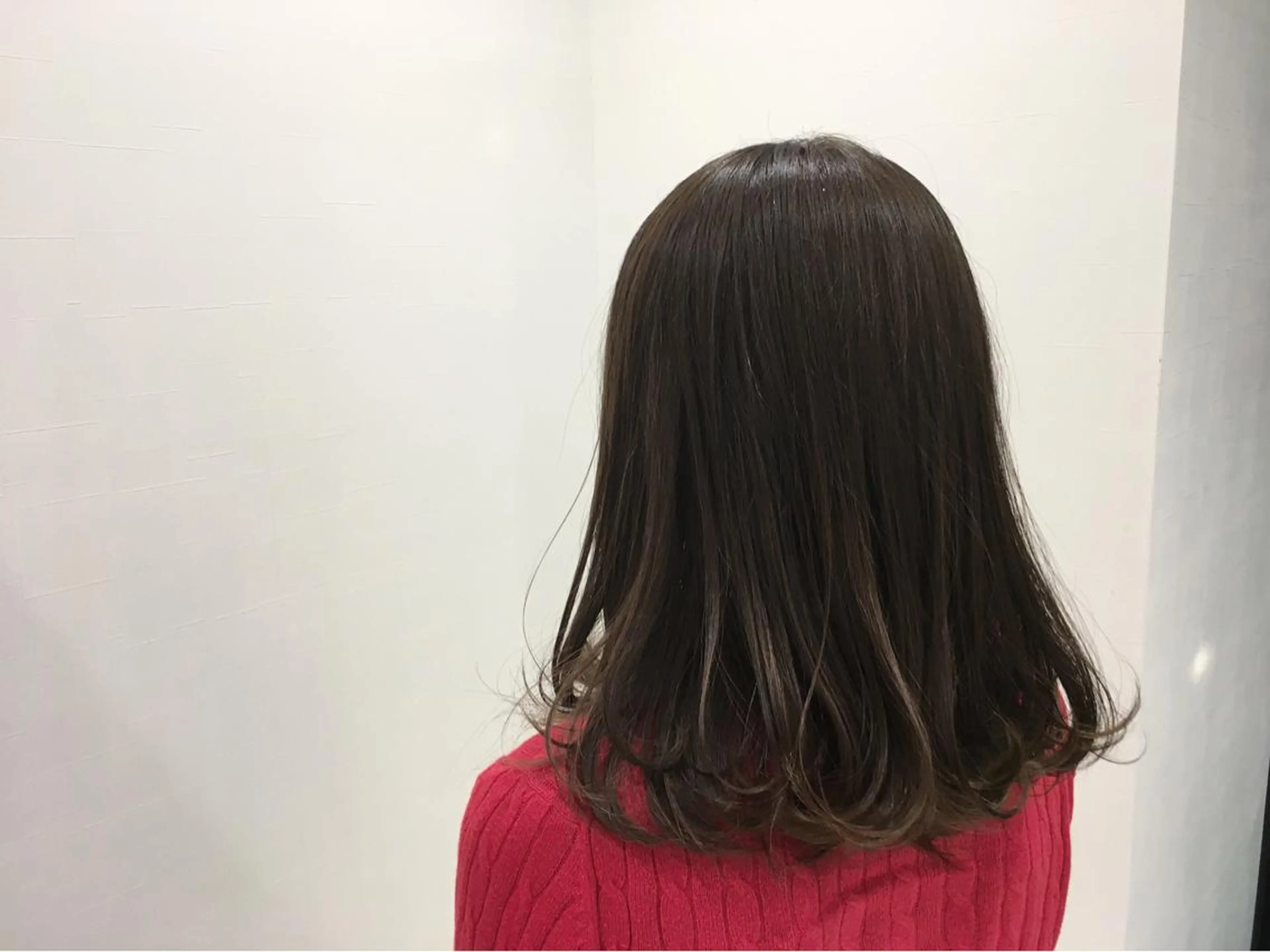 ミディアム クラッチムク博多小川 旭のヘアスタイル