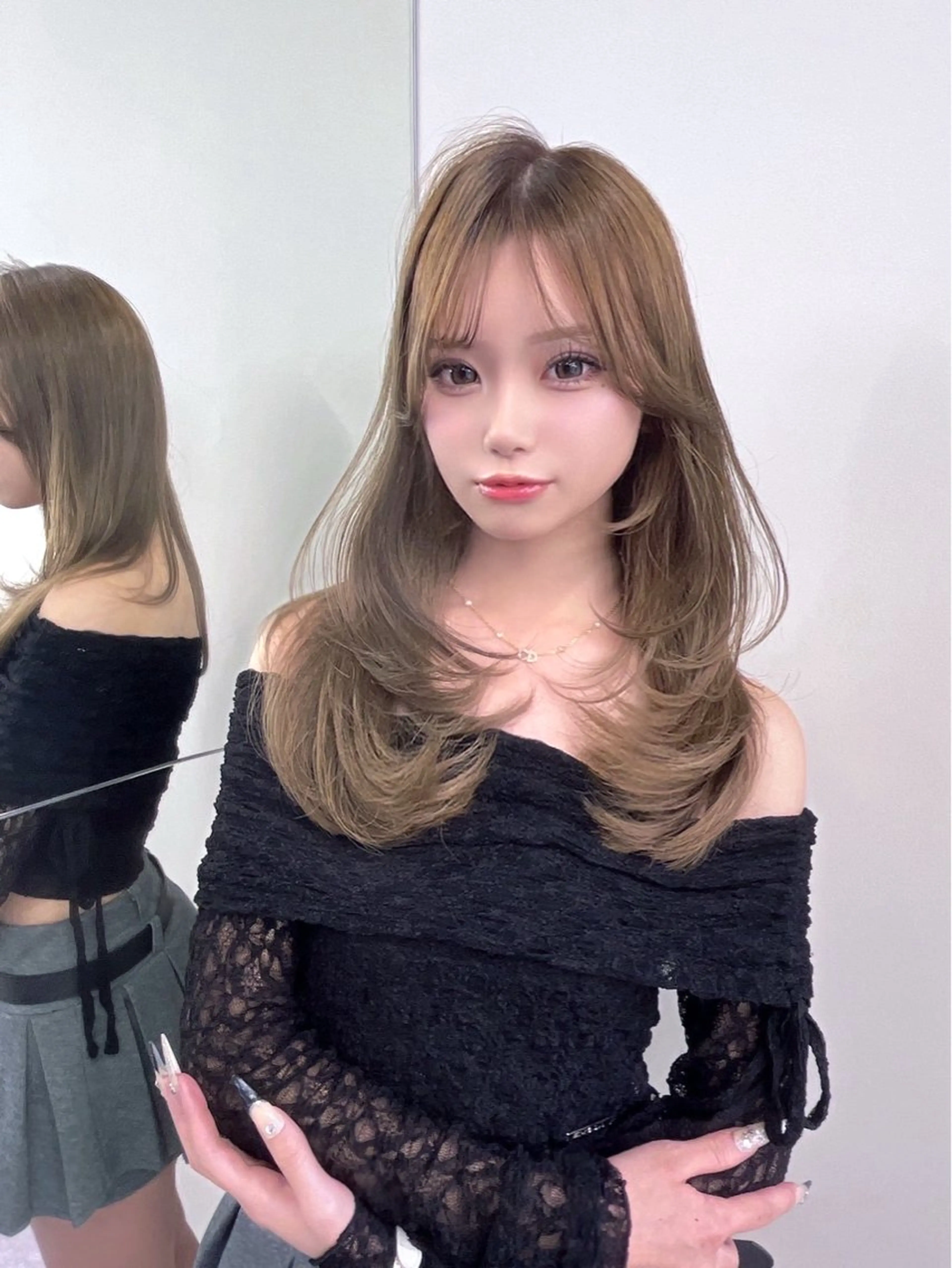 セミロング レイヤー/髪質改善 /透け感カラー/艶髪のヘアスタイル