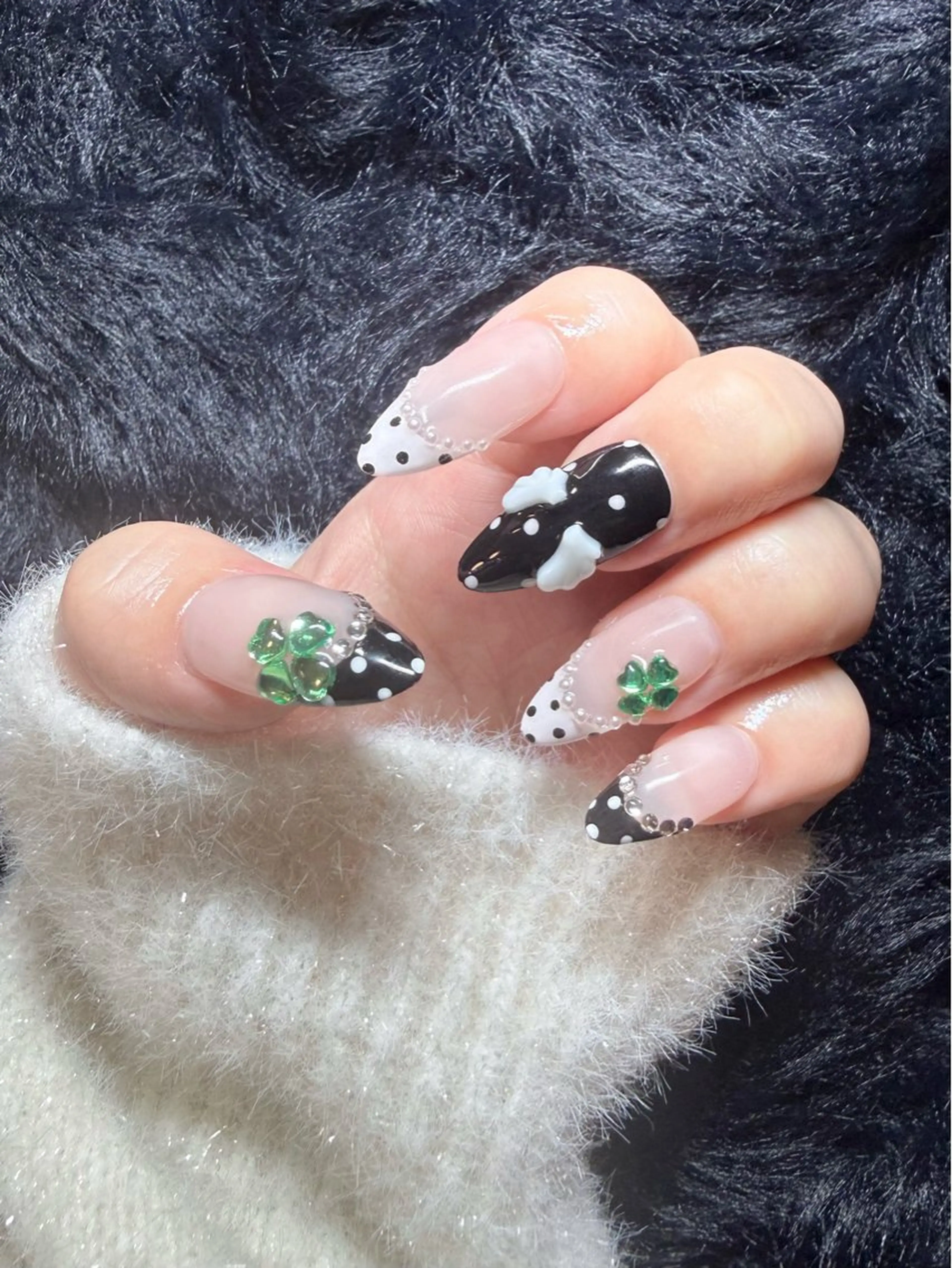 ネイル moca心斎橋店 chizuruのネイルデザイン