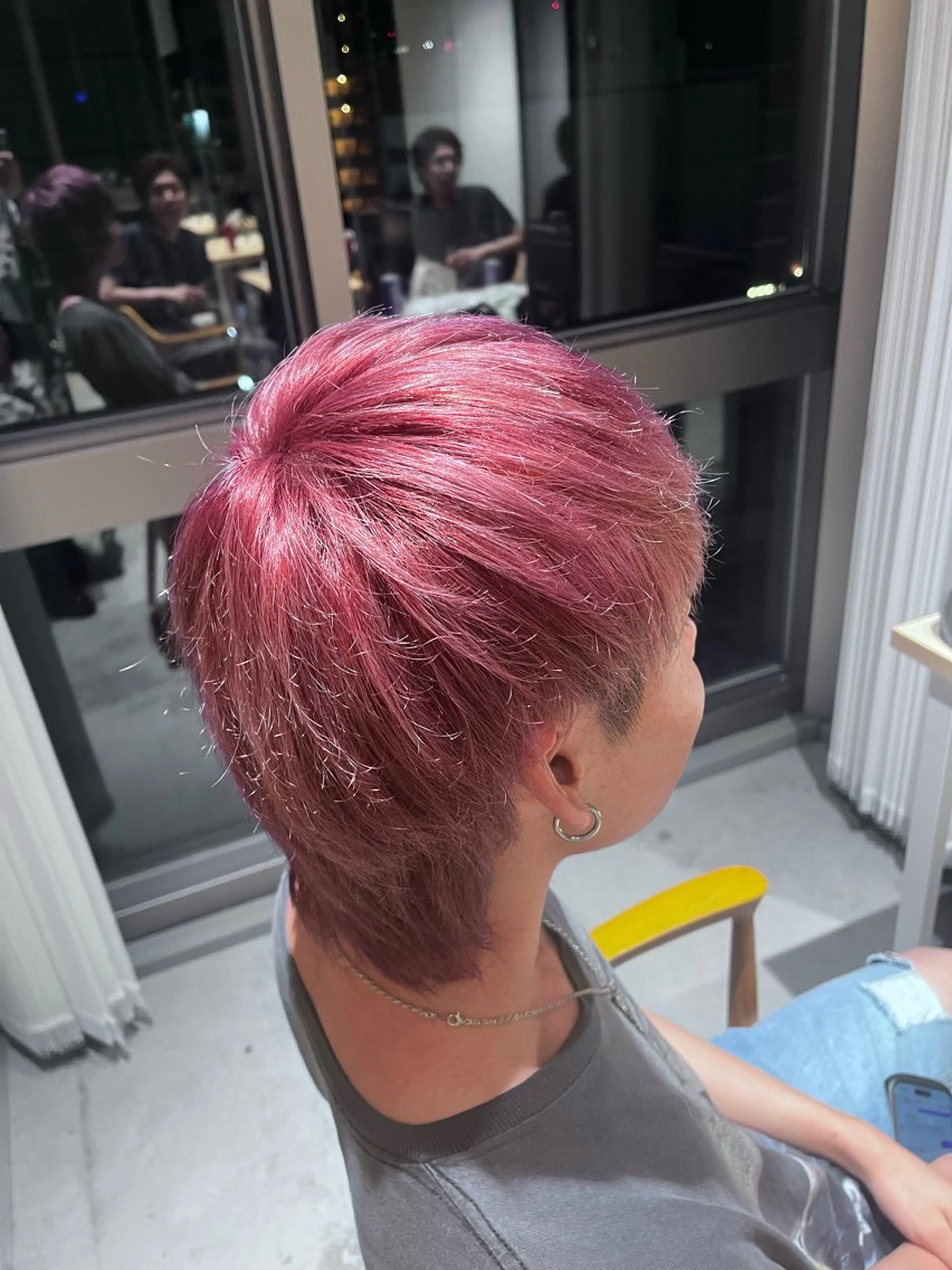 ショート カラー 山内 優成のヘアスタイル