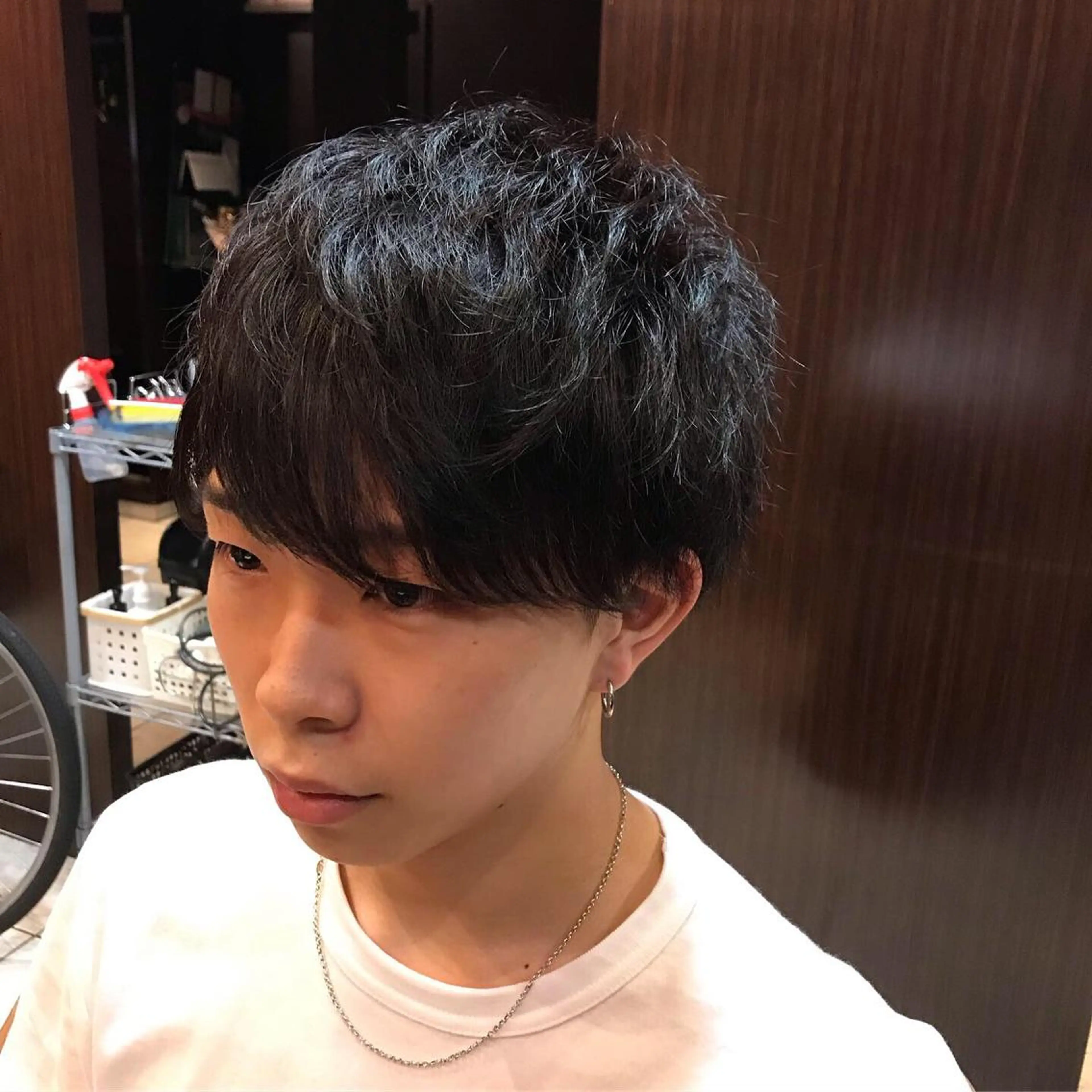 カラー 佐々木 宥人のヘアスタイル