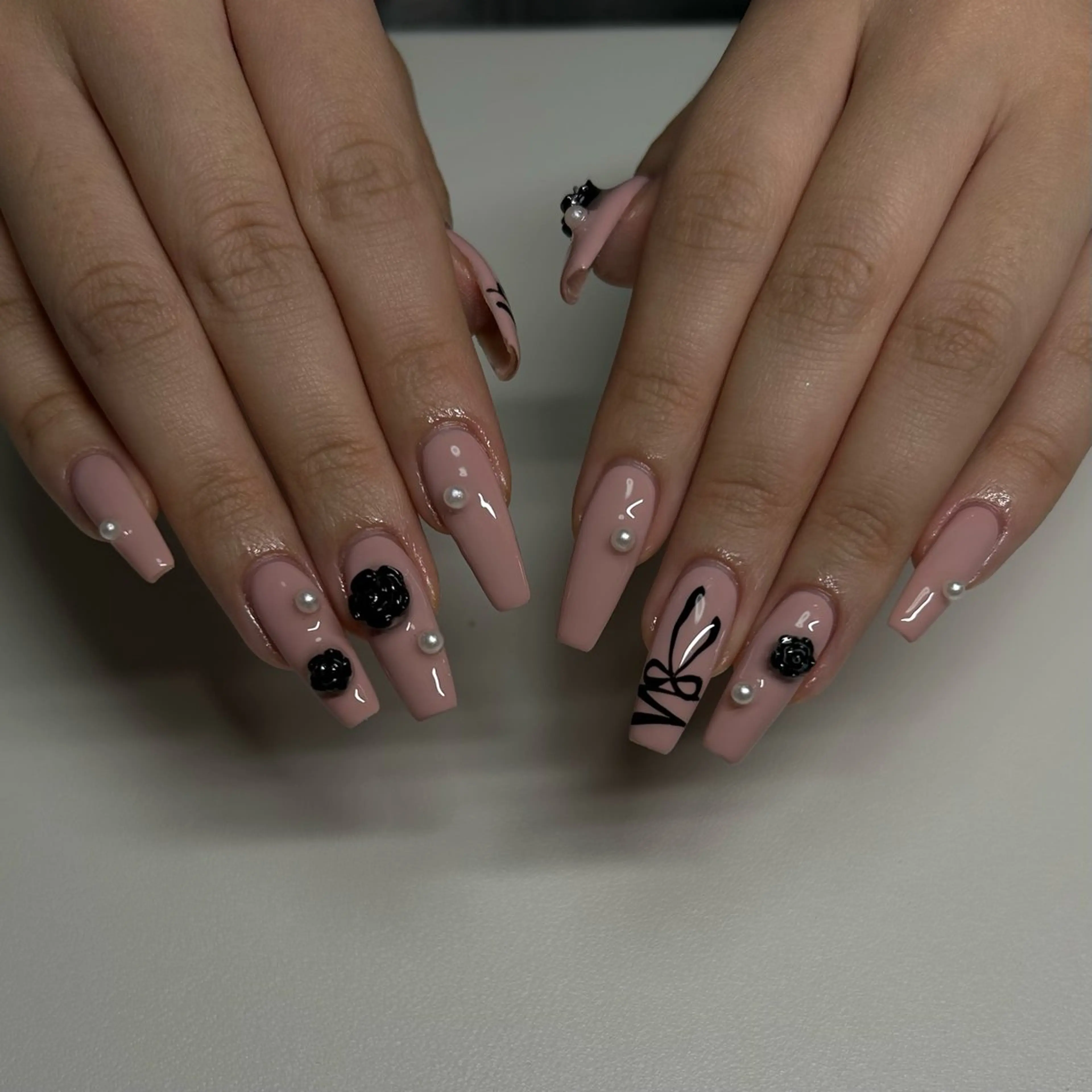 ネイル ハンドネイル alien girl所属・aliengirl Ayuのネイルデザイン