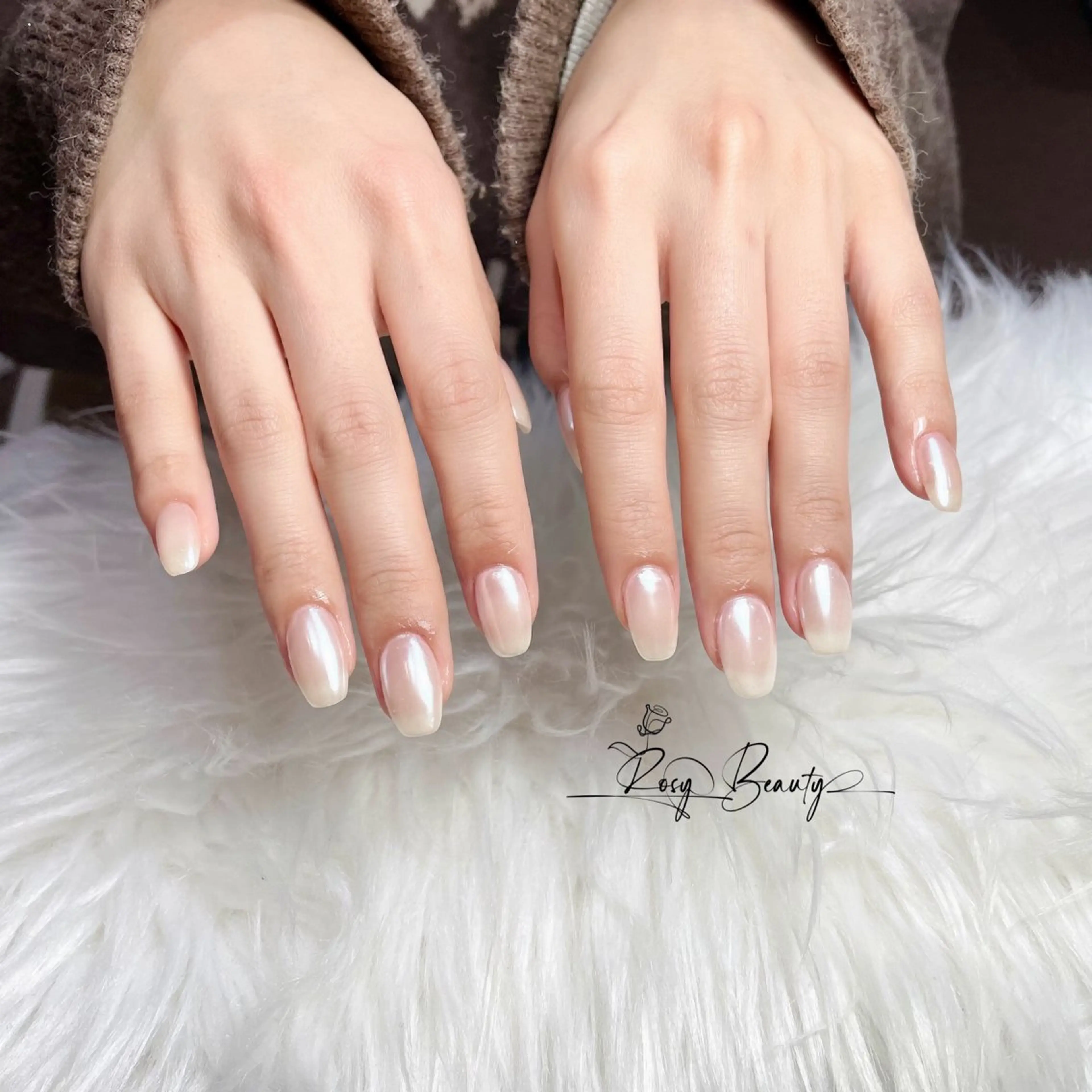 ネイル ハンドネイル RosyBeauty Salonのネイルデザイン