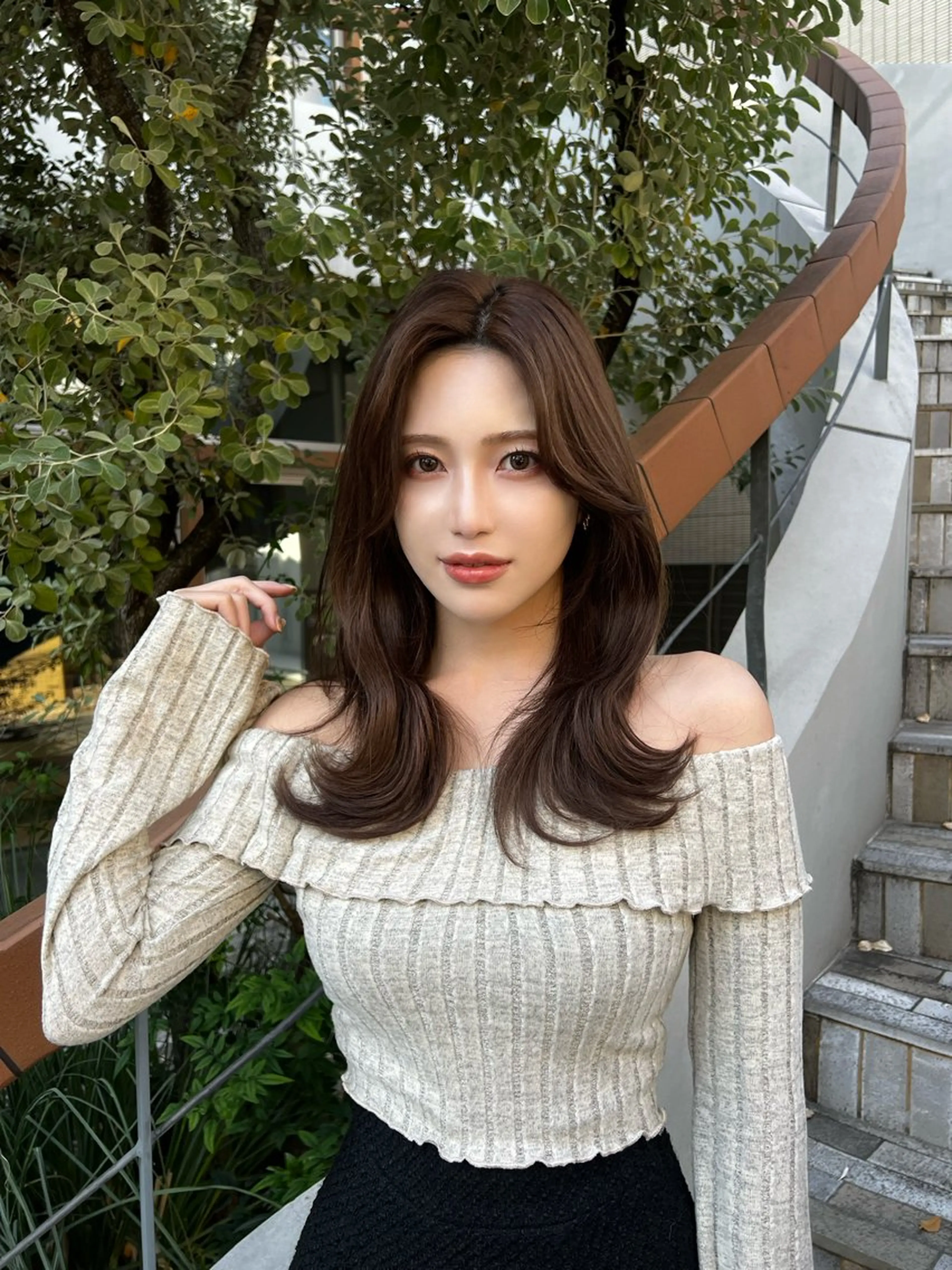 セミロング カラー 韓国ヘア♡ 顔まわりカットayaのヘアスタイル