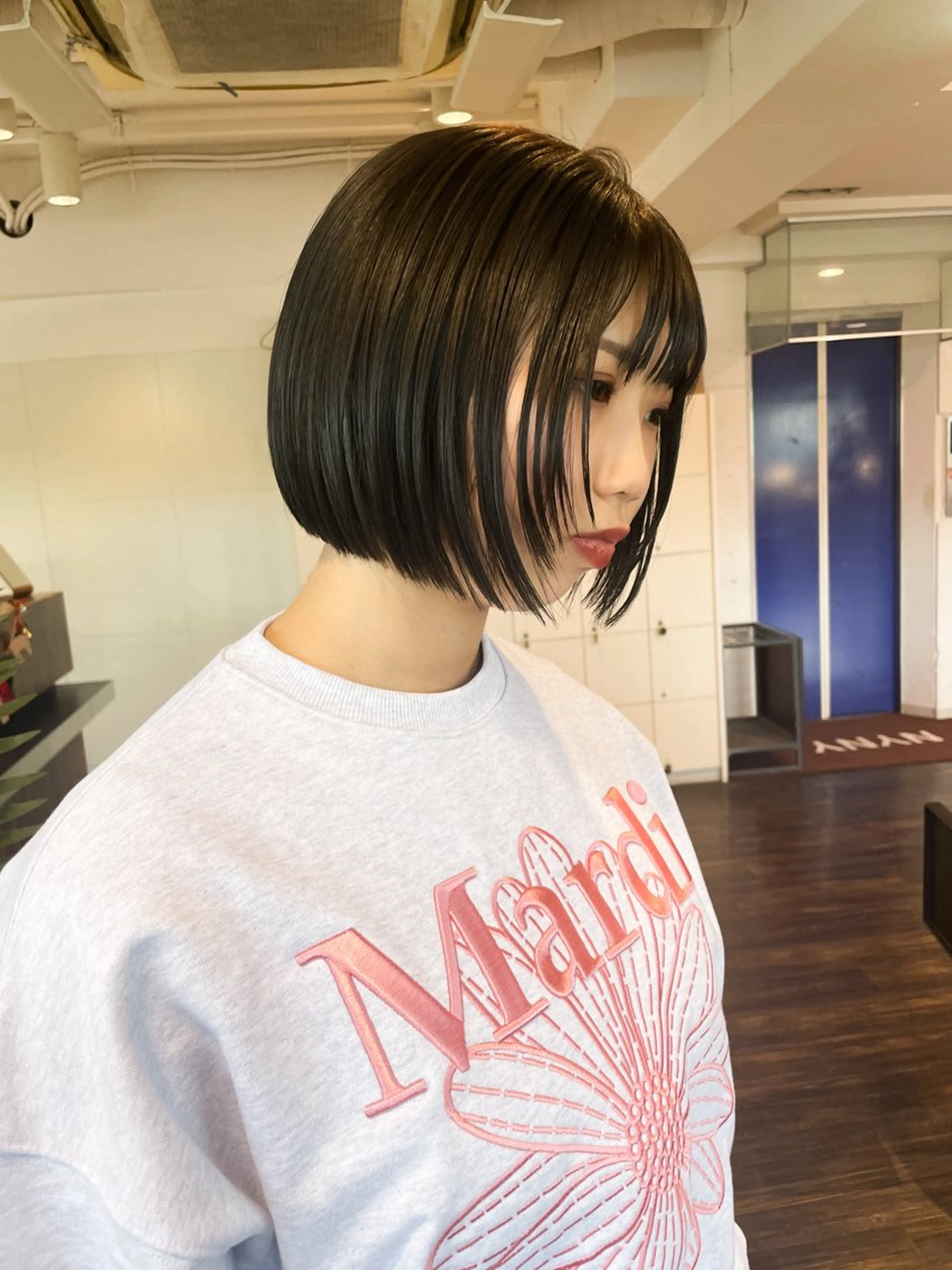 ミディアム カラー ボブ 顔まわりレイヤー レイヤーカット 似合わせカット カット ヘアカラー 似合わせヘア🤍 面田法子のヘアスタイル
