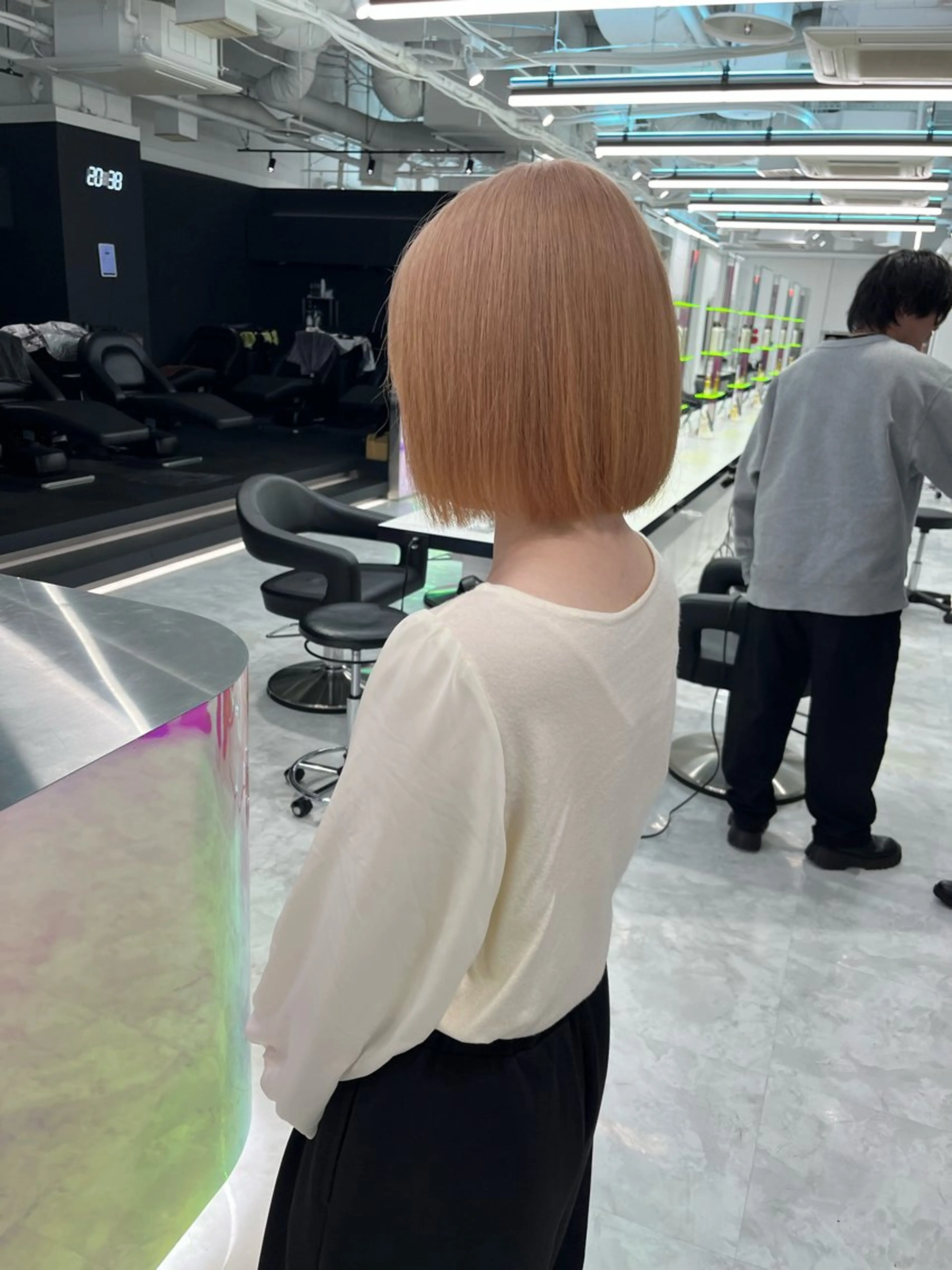 ショート カラー ヘアカラー トレンドレイヤー No.1/KOHEIのヘアスタイル