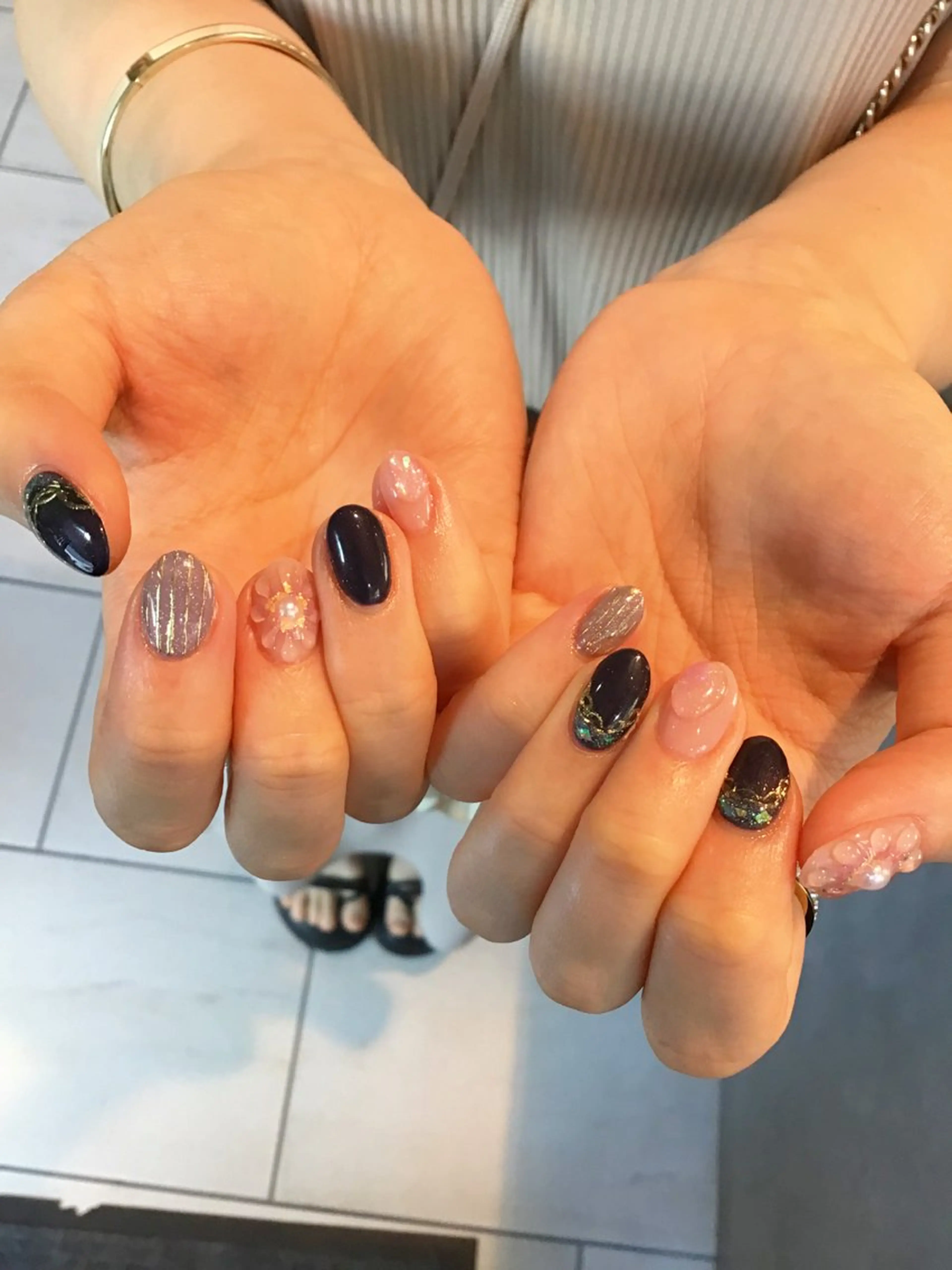 ネイル 持ち込み Nest 岩崎のネイルデザイン