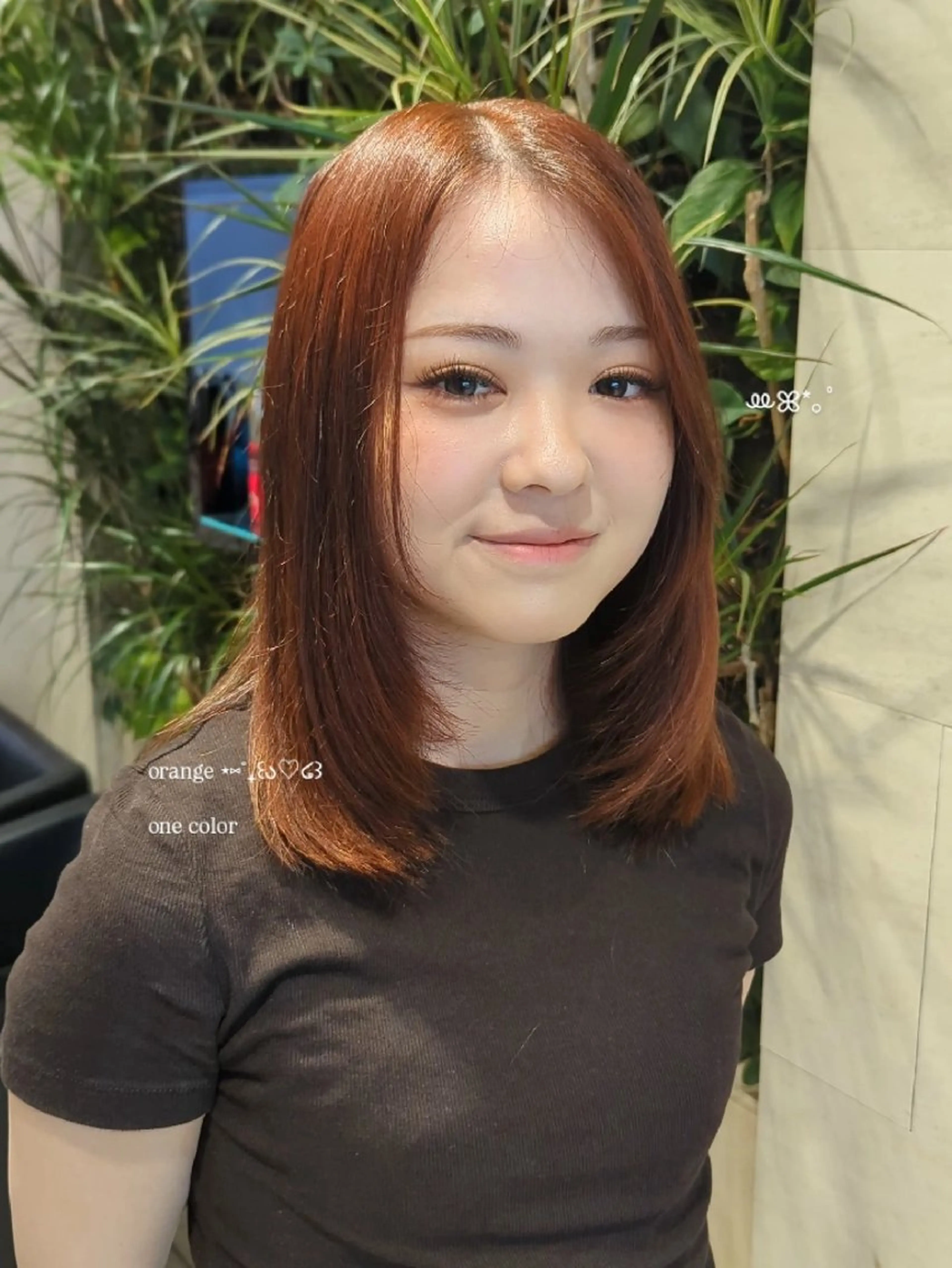 ミディアム 顔まわりレイヤー 顔周りカット レイヤーカット ヘアカラー トリートメント 顔周りカット/お呼ば れヘア/レイヤーのヘアスタイル