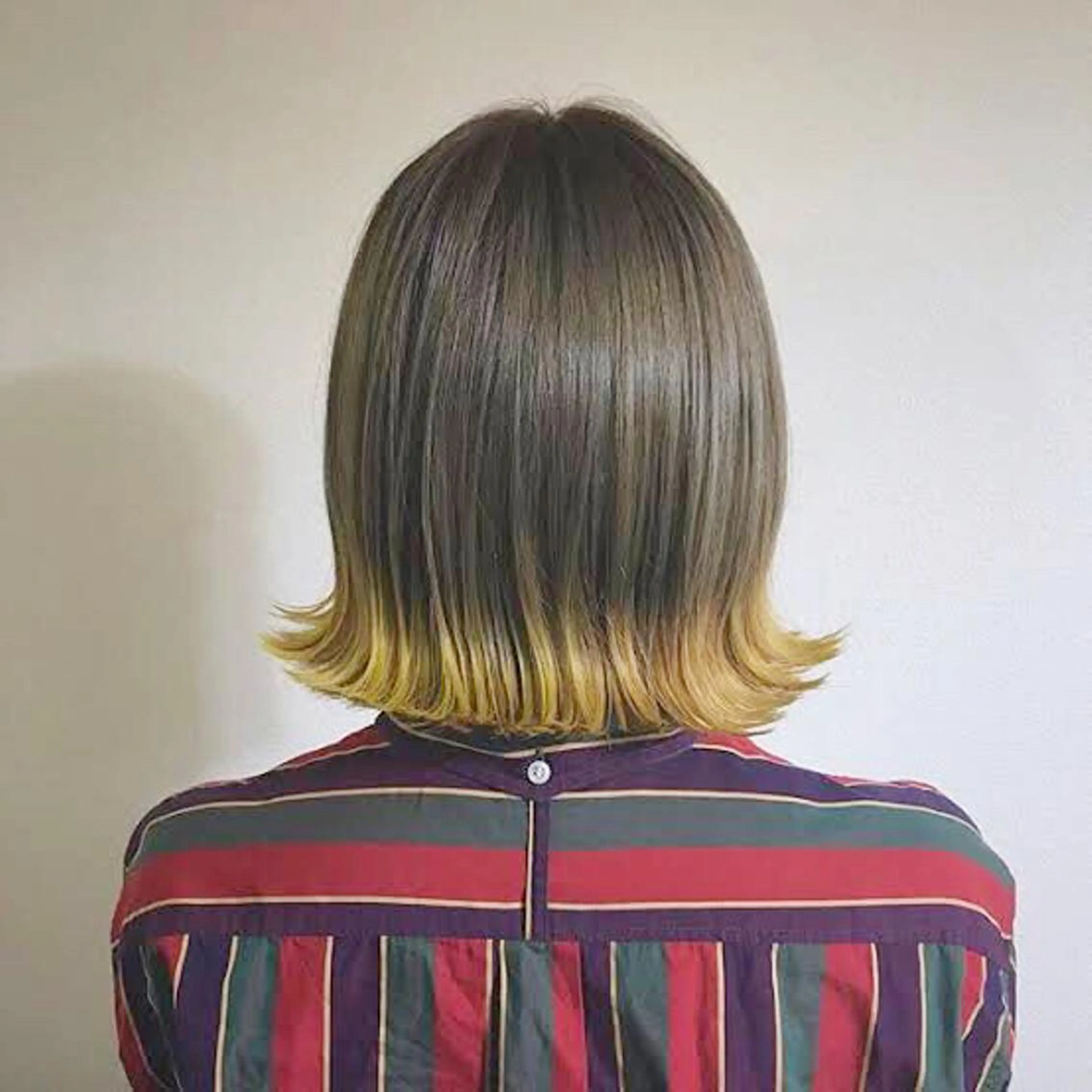 ショート カラー グレージュ ヘアカラー アイラッシュ/美容室 個室/瀬戸 一菜のヘアスタイル