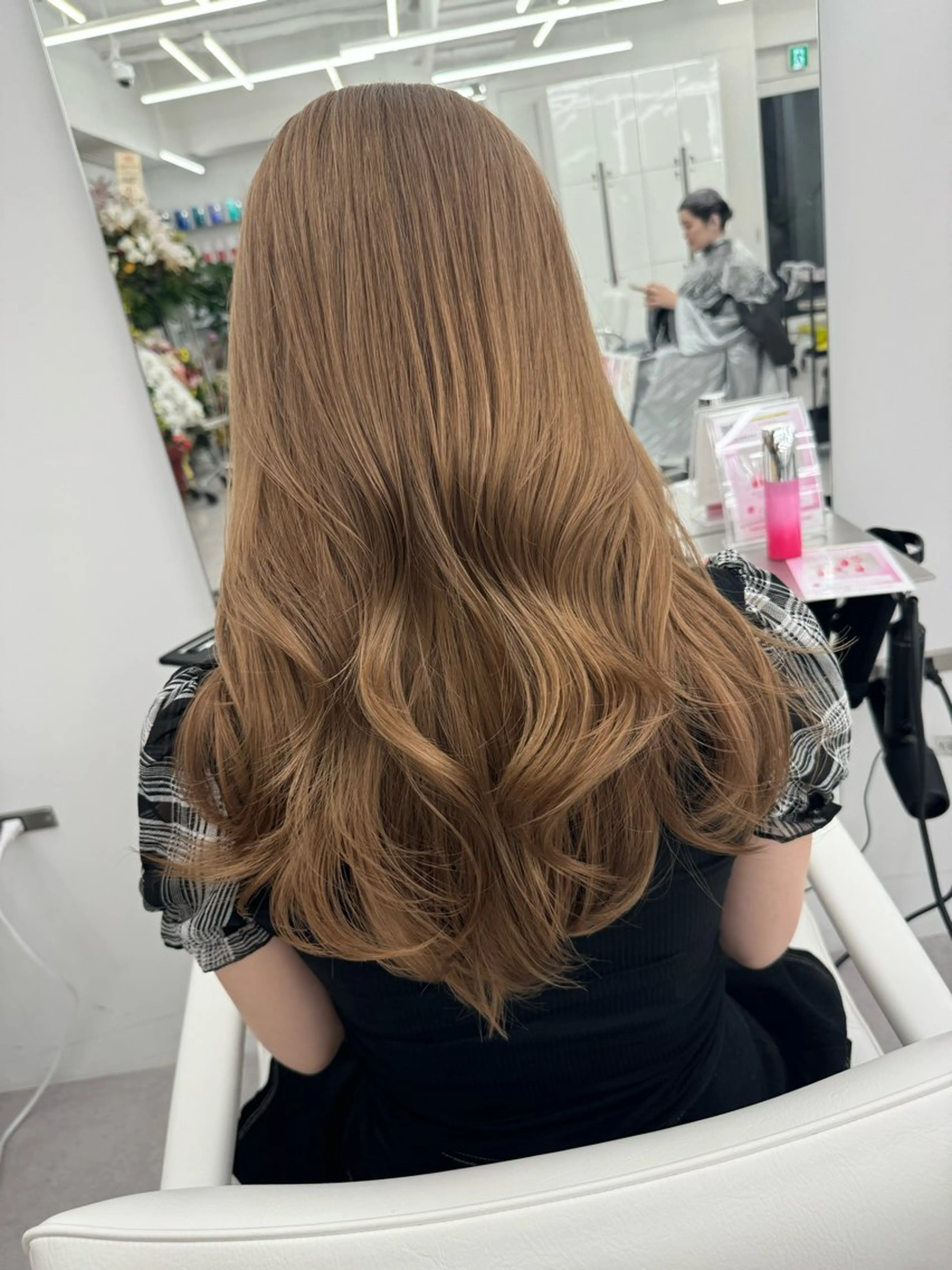 ロング カラー 顔まわりの神様✨ 透明感カラー藤嶋秀幸のヘアスタイル