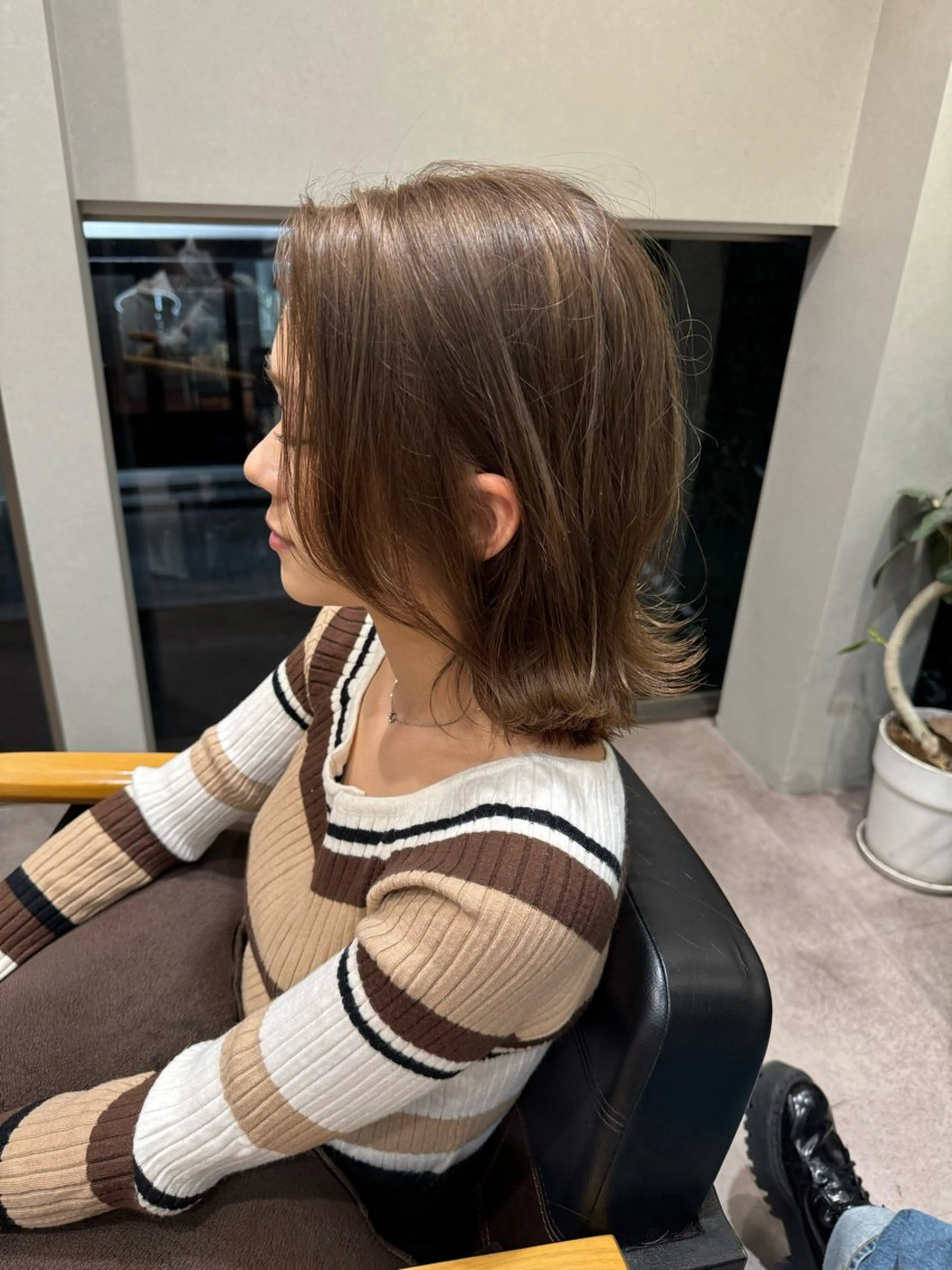 ミディアム カラー カット ヘアカラー トリートメント 佐藤史哉＊ 韓国レイヤー赤み除去のヘアスタイル