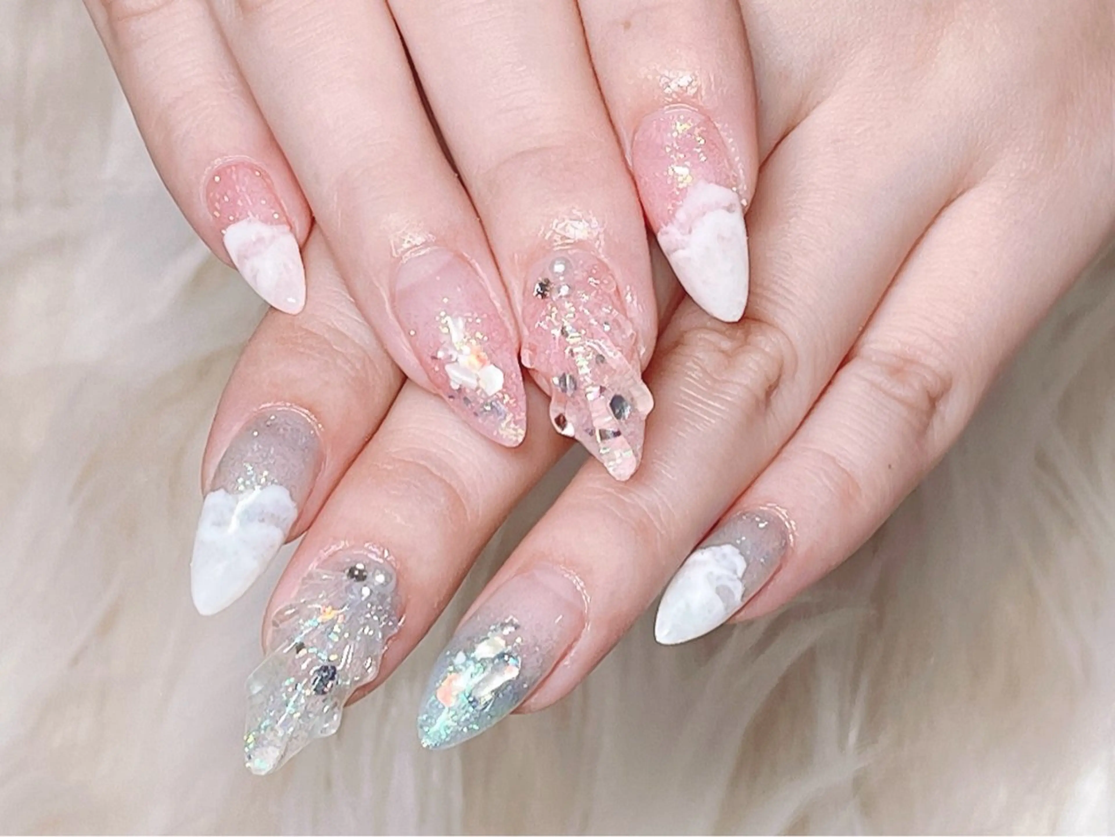 ネイル 長さ出し フットネイル フレンチネイル ジェルネイル グラデーション ハンドネイル Nail&eye Belire 新宿のネイルデザイン