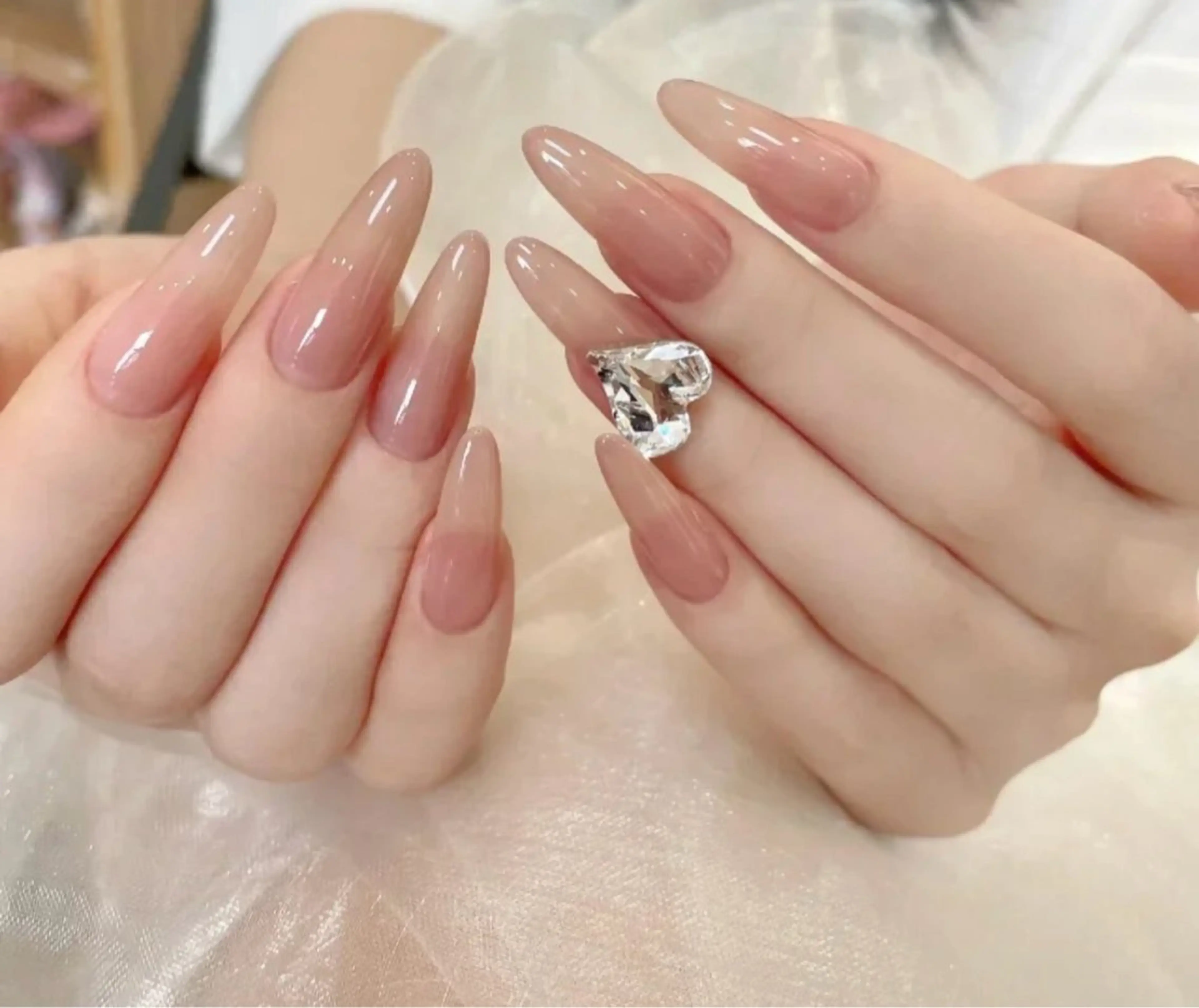 ネイル 董 刘潼锌のネイルデザイン