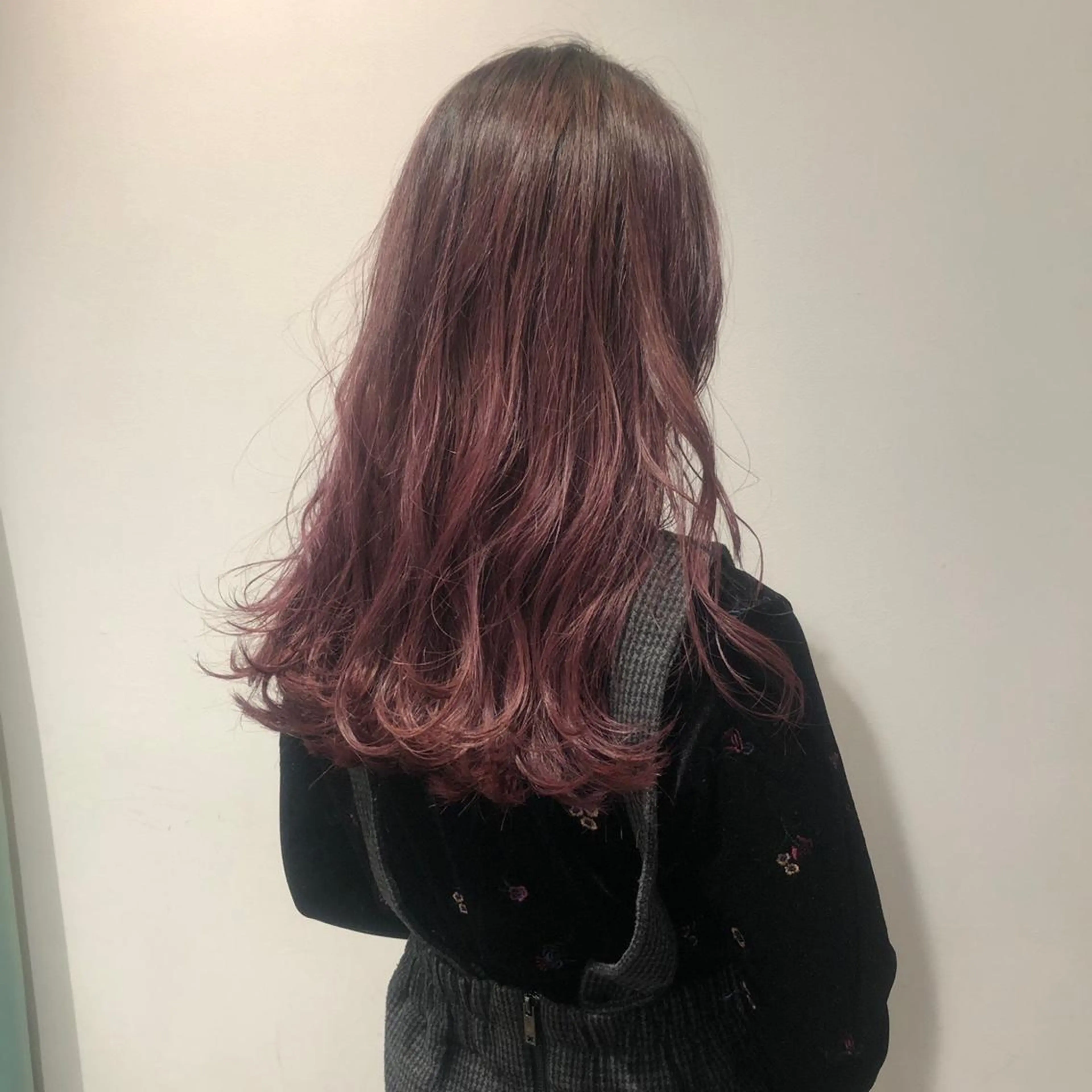 ロング カラー shiori ❤︎ /透明感カラーのヘアスタイル