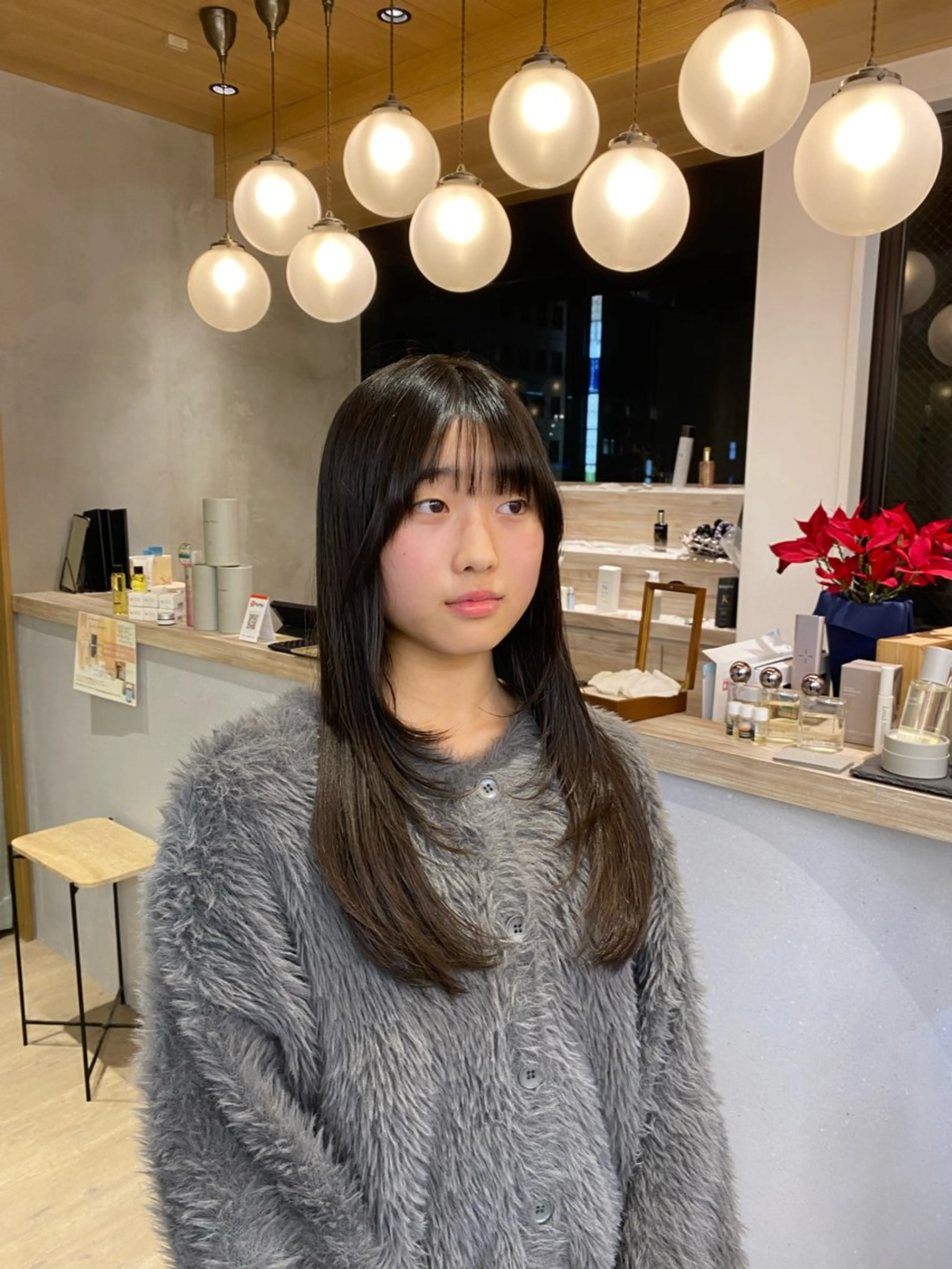 セミロング パーマ レイヤーカット レイヤーボブ縮毛矯正 韓国RINAのヘアスタイル