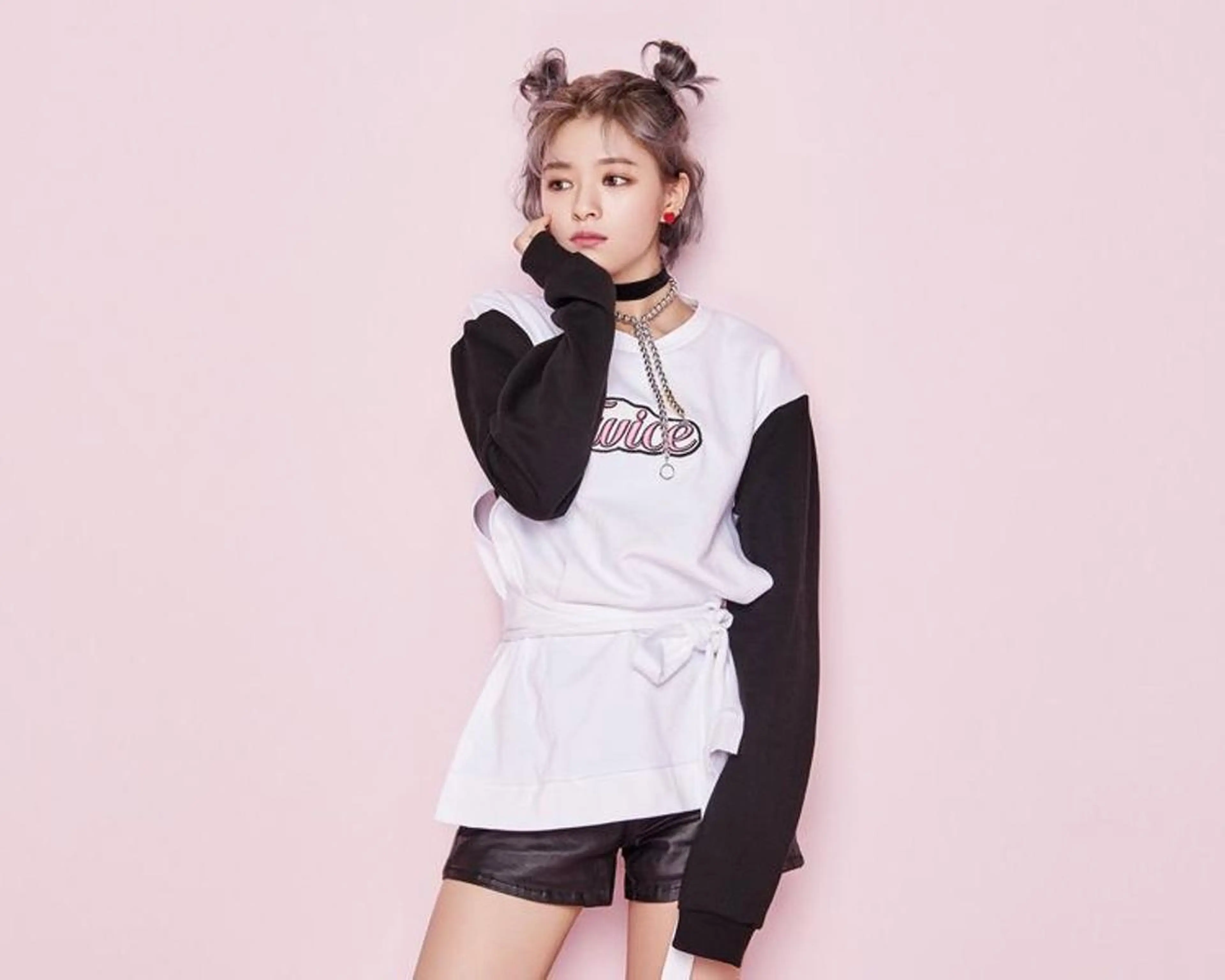 ショート カラー ヘアアレンジ ブリーチ ハイトーンカラー ショートヘア As hair所属・柔らか垢抜けｶﾗｰと ｶｯﾄ🫧ASUKAのヘアスタイル