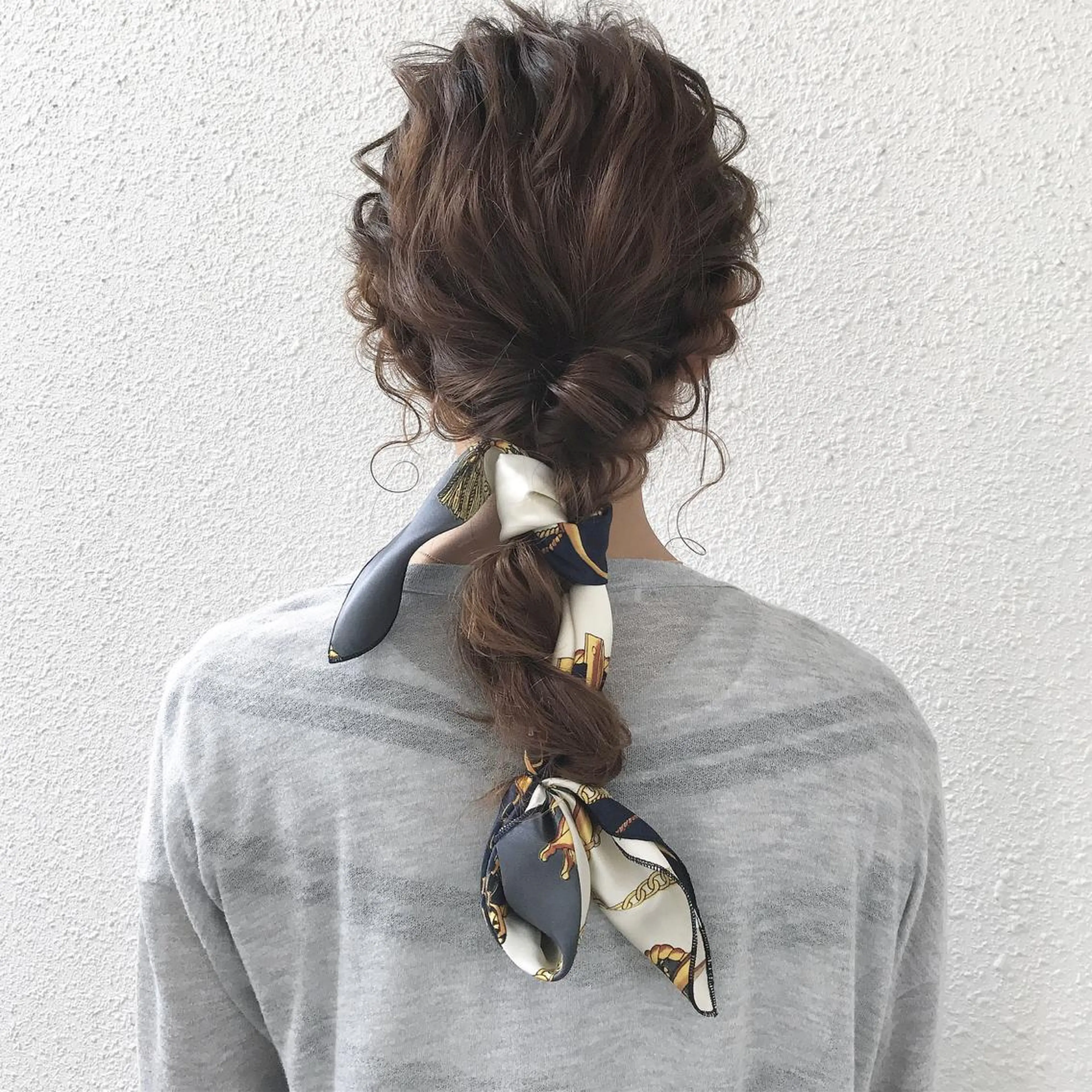 セミロング ロング ヘアアレンジ CHERIEブリーチ ダブルカラー　天神のヘアスタイル