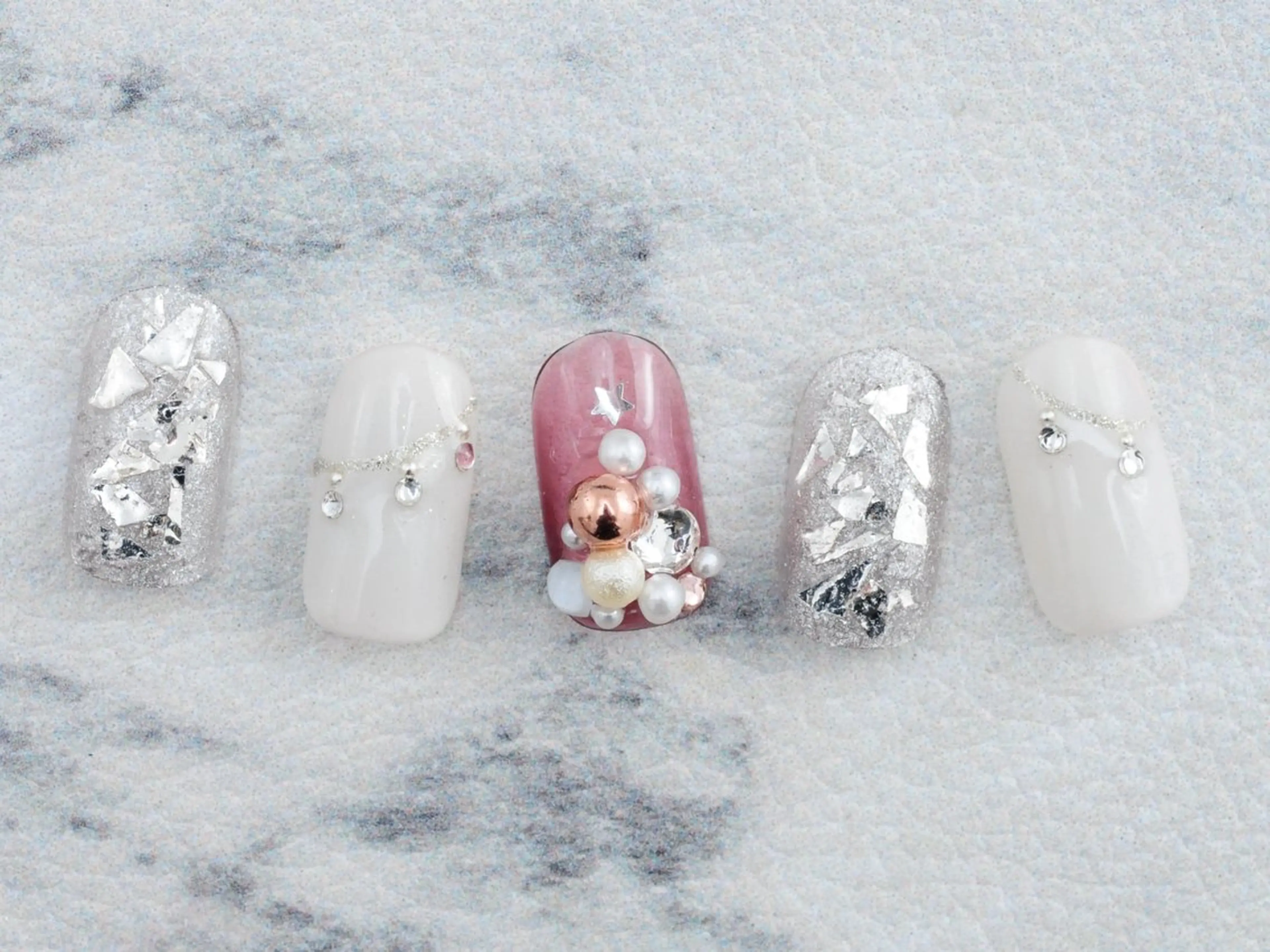 オーダーチップ【成人式や、結婚式、イベントに】の写真