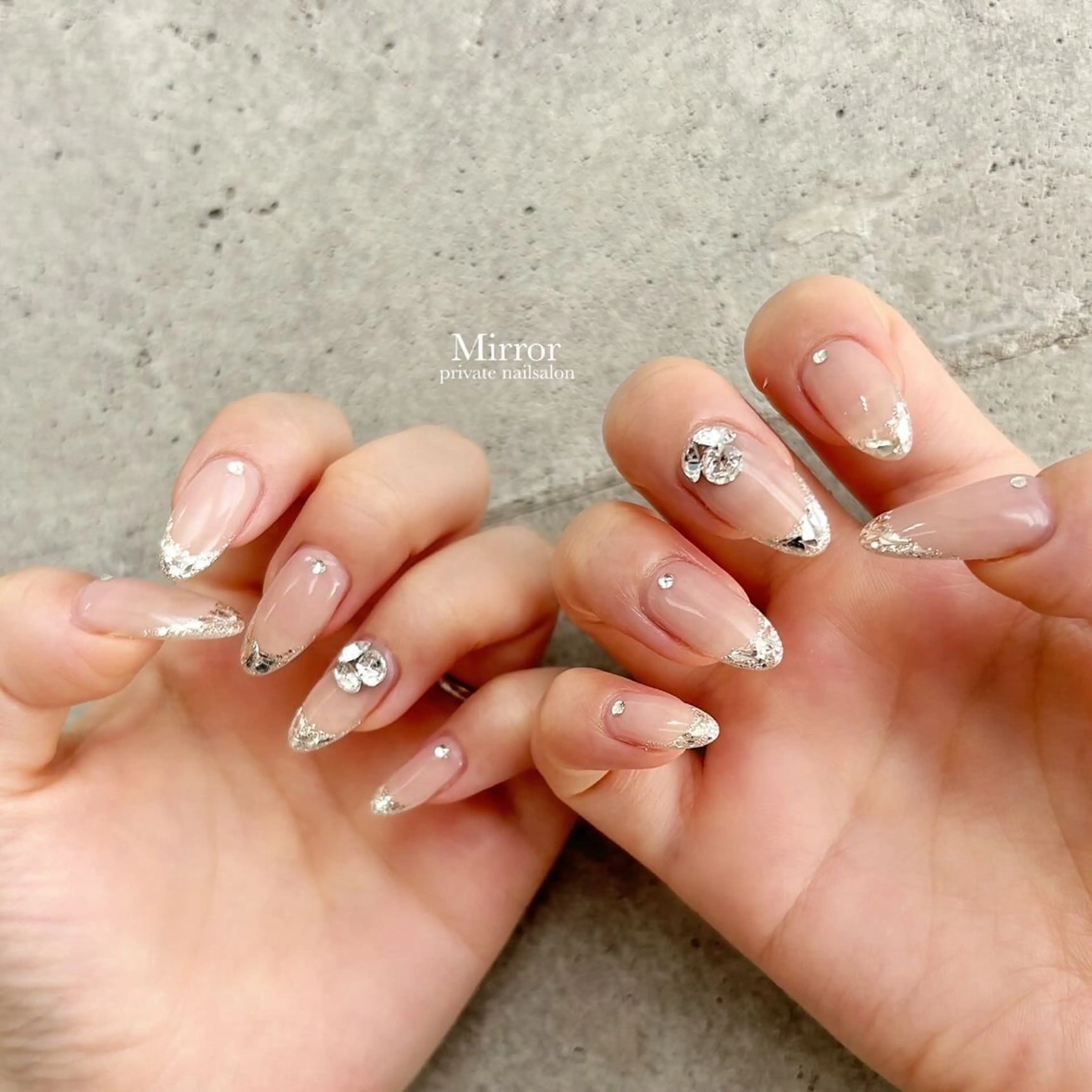 ネイル nailsalon Mirrorのネイルデザイン