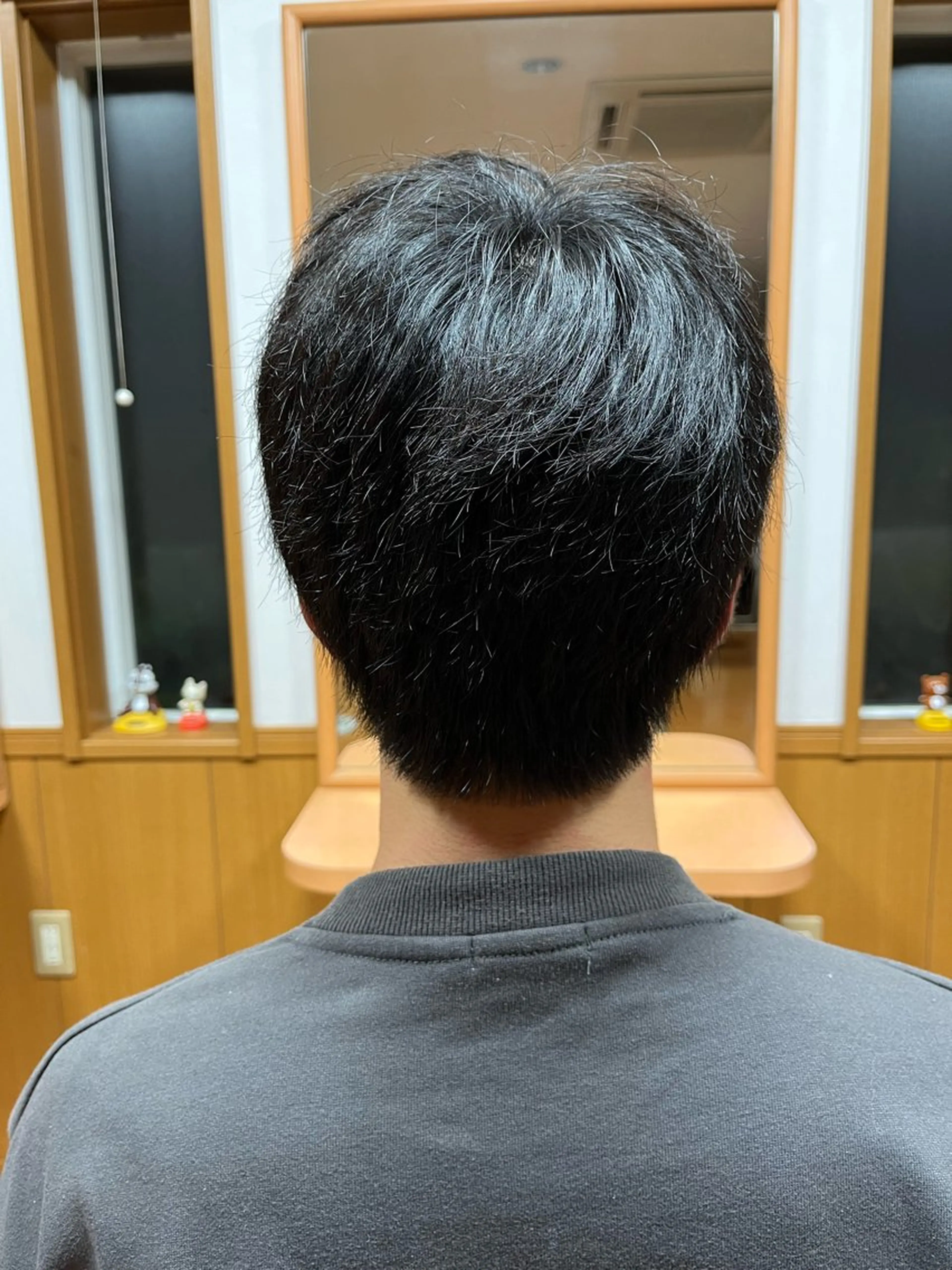 ショート メンズ 刈り上げ 藤崎 光のヘアスタイル