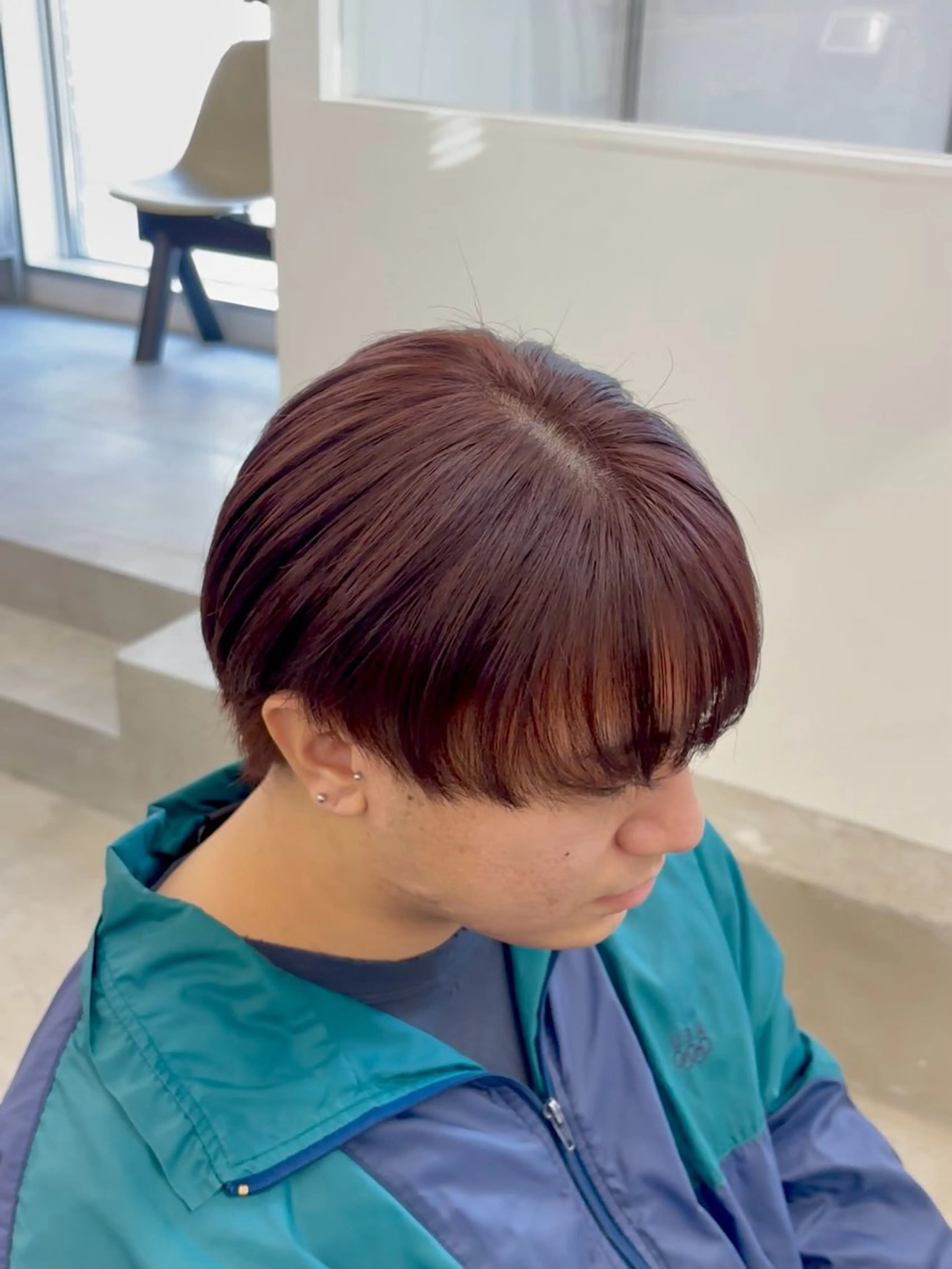 ショート カラー メンズ メンズブリーチ ブリーチ ブラウンカラー ブリーチなしカラー ピンクカラー なりたひろと / フェザーパーマのヘアスタイル