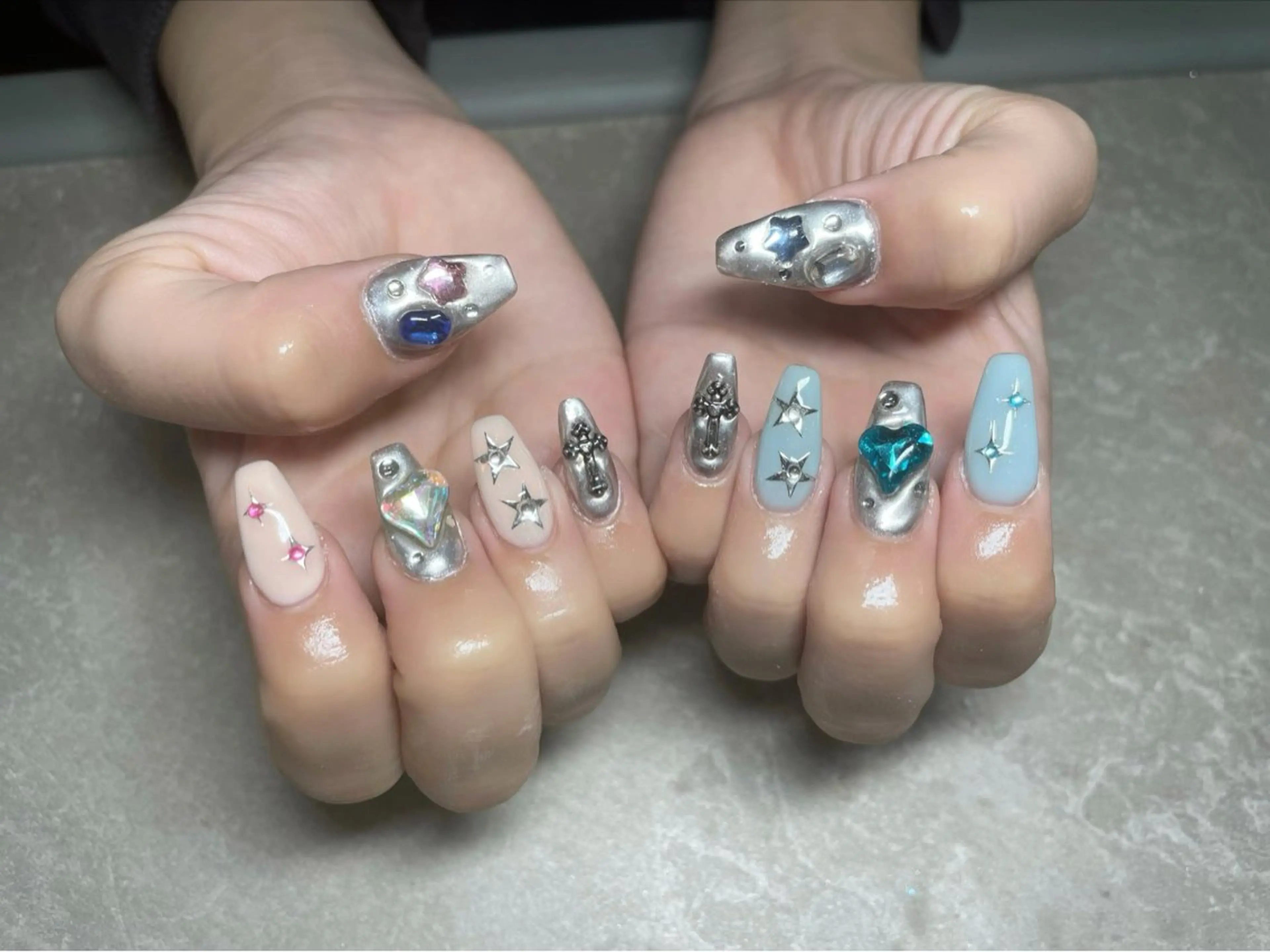 ネイル LAVISH nail salonのヘアスタイル