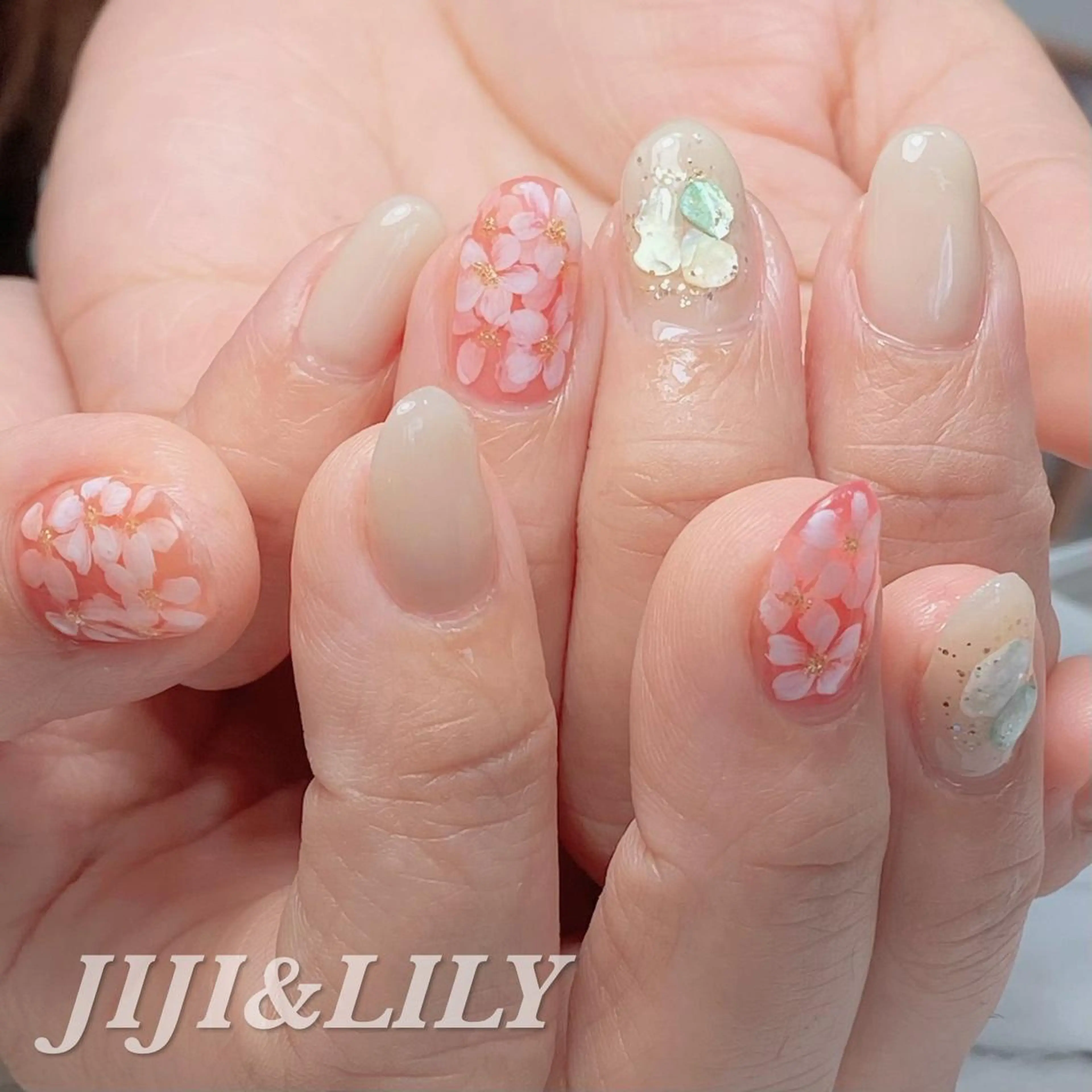 ネイル フラワーネイル 豊田 圭子のネイルデザイン