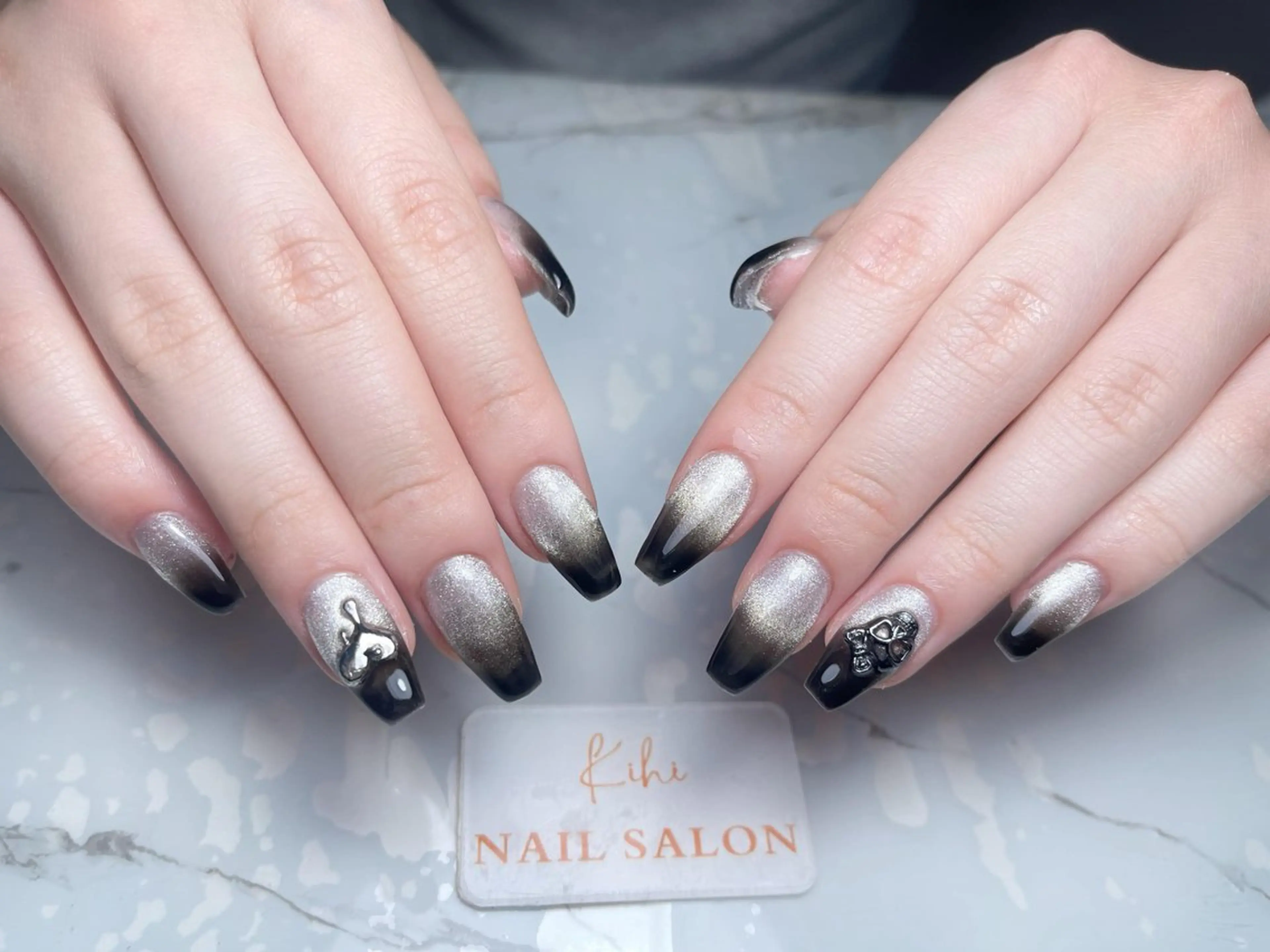 ネイル アートネイル フレンチネイル ジェルネイル グラデーション 韓国ネイル ハンドネイル ハンドケア さくら💮💮 【オフ無料】のネイルデザイン