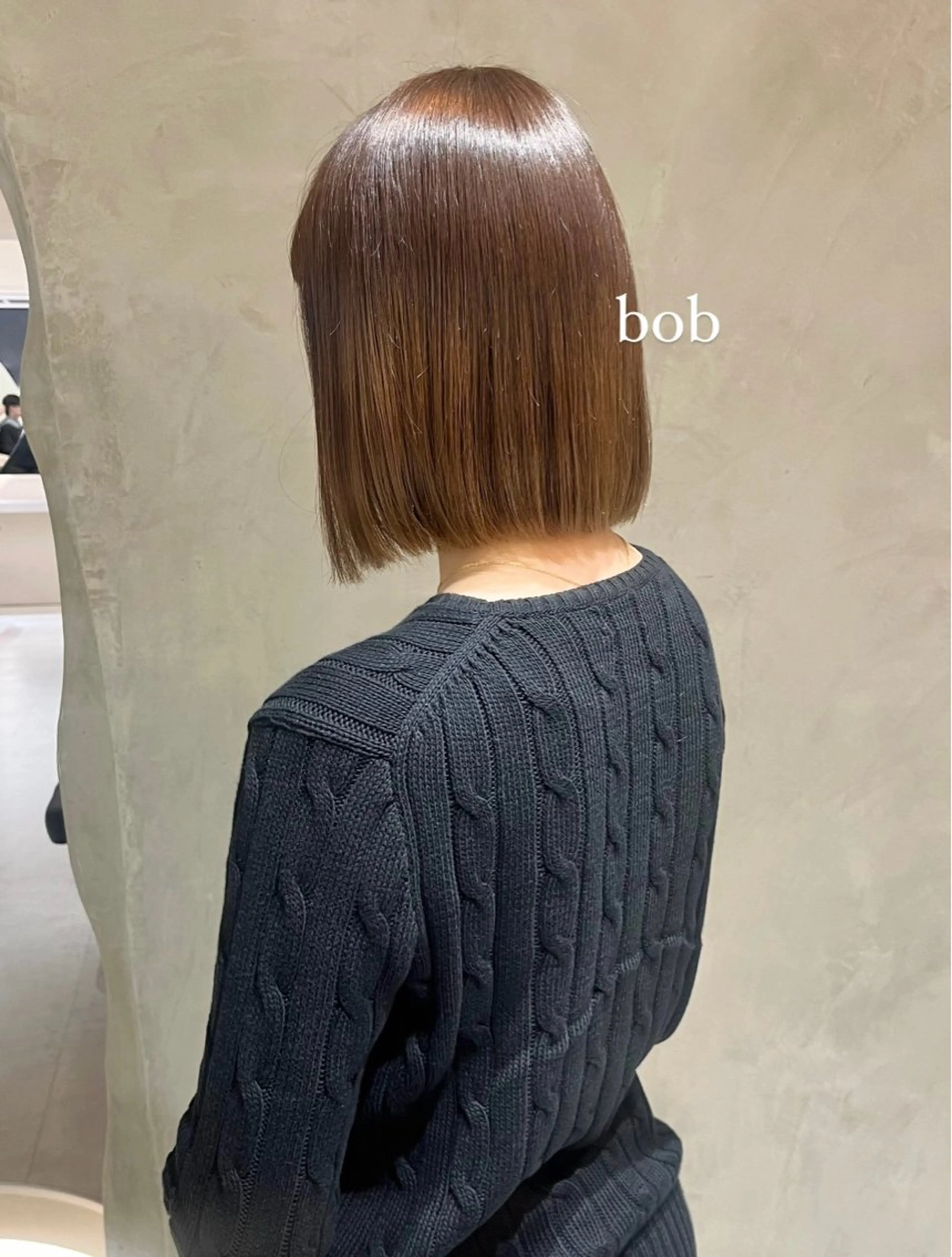 ミディアム カット 切りっぱなしボブ/ 艶カラー/綾莉のヘアスタイル
