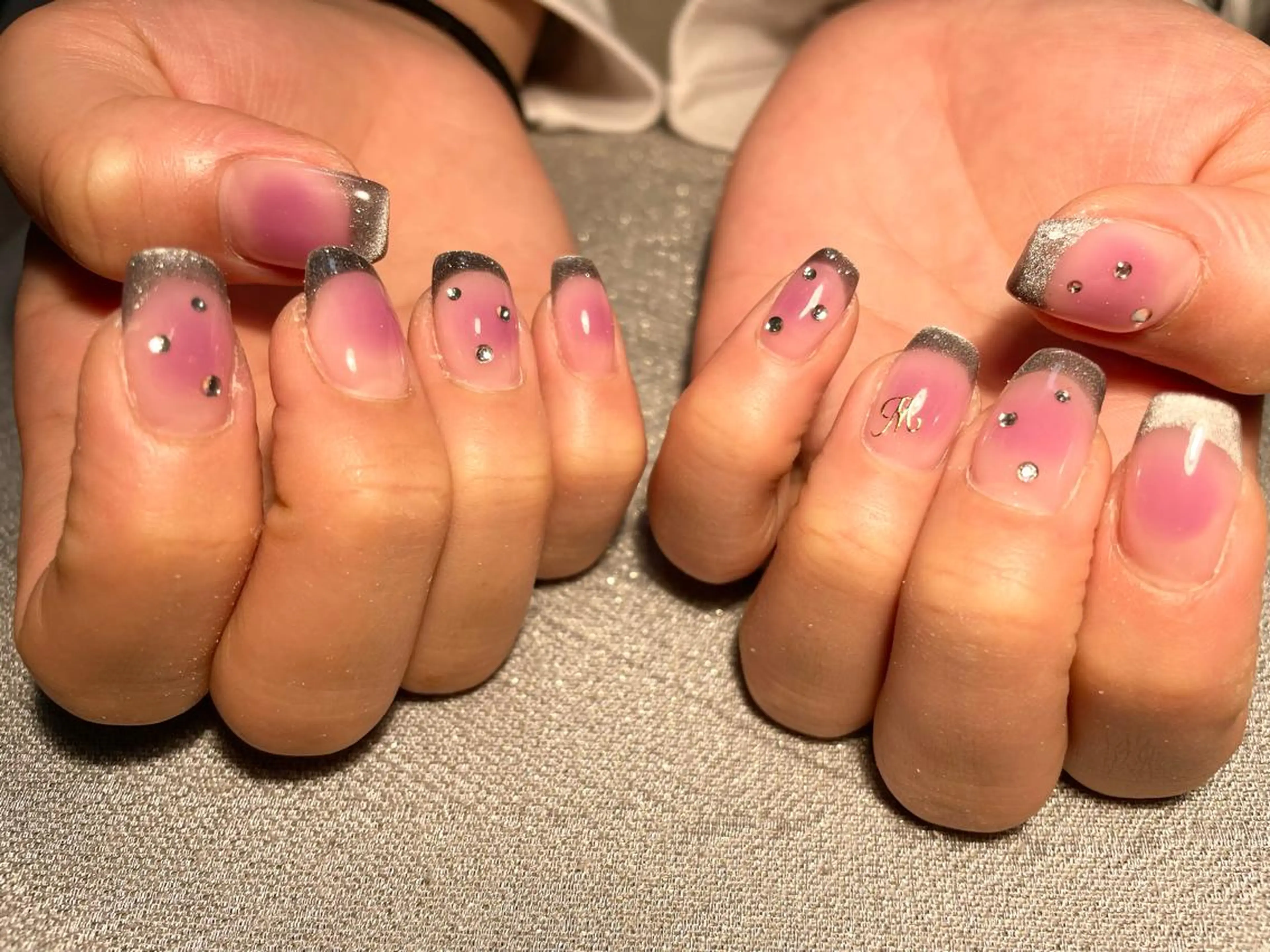 ネイル ハンドネイル Roi〈ロワ〉 Minakoのネイルデザイン