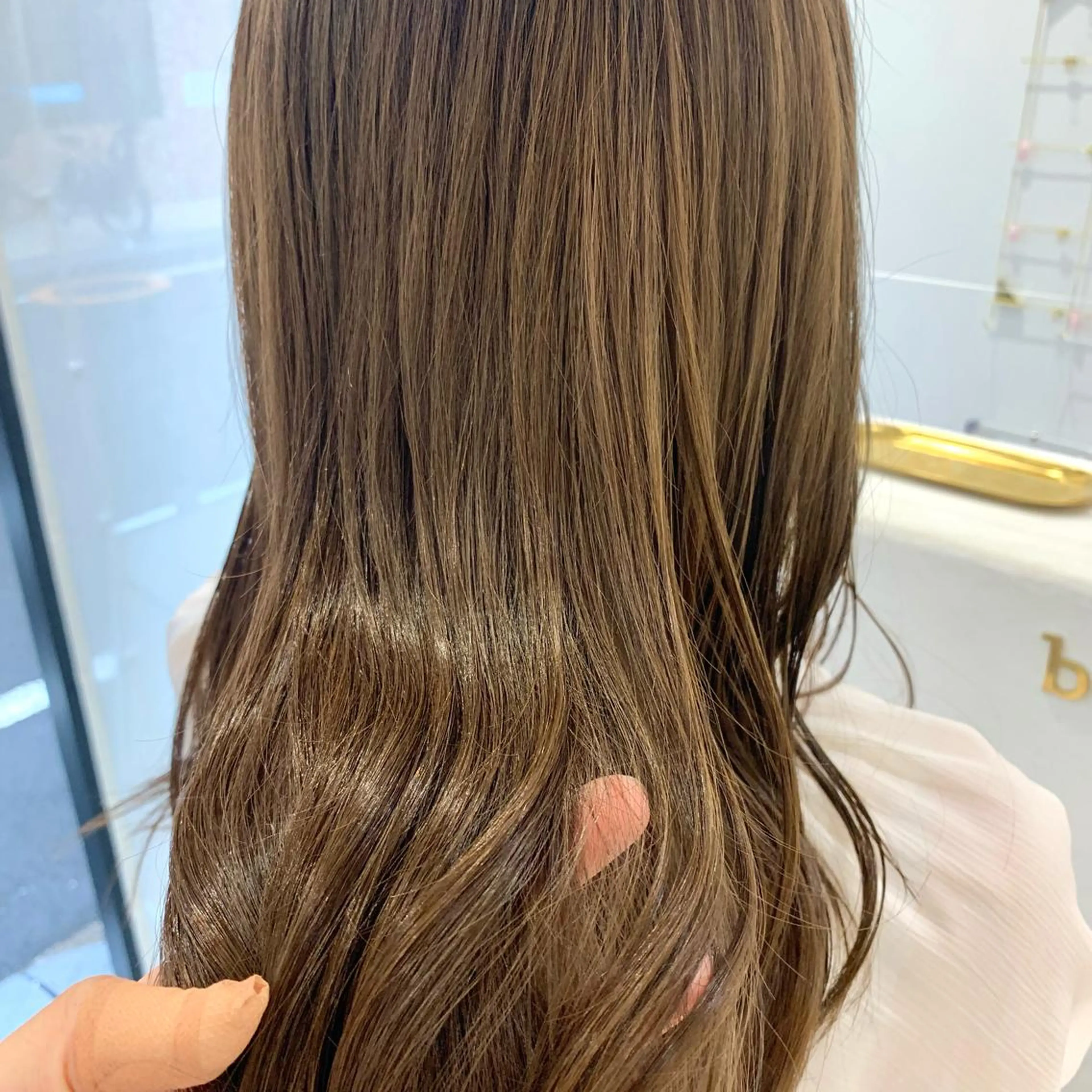 ロング カラー ベージュカラー ブリーチ ブリーチなしカラー ボブ/美髪矯正 /佐藤　奈巳のヘアスタイル